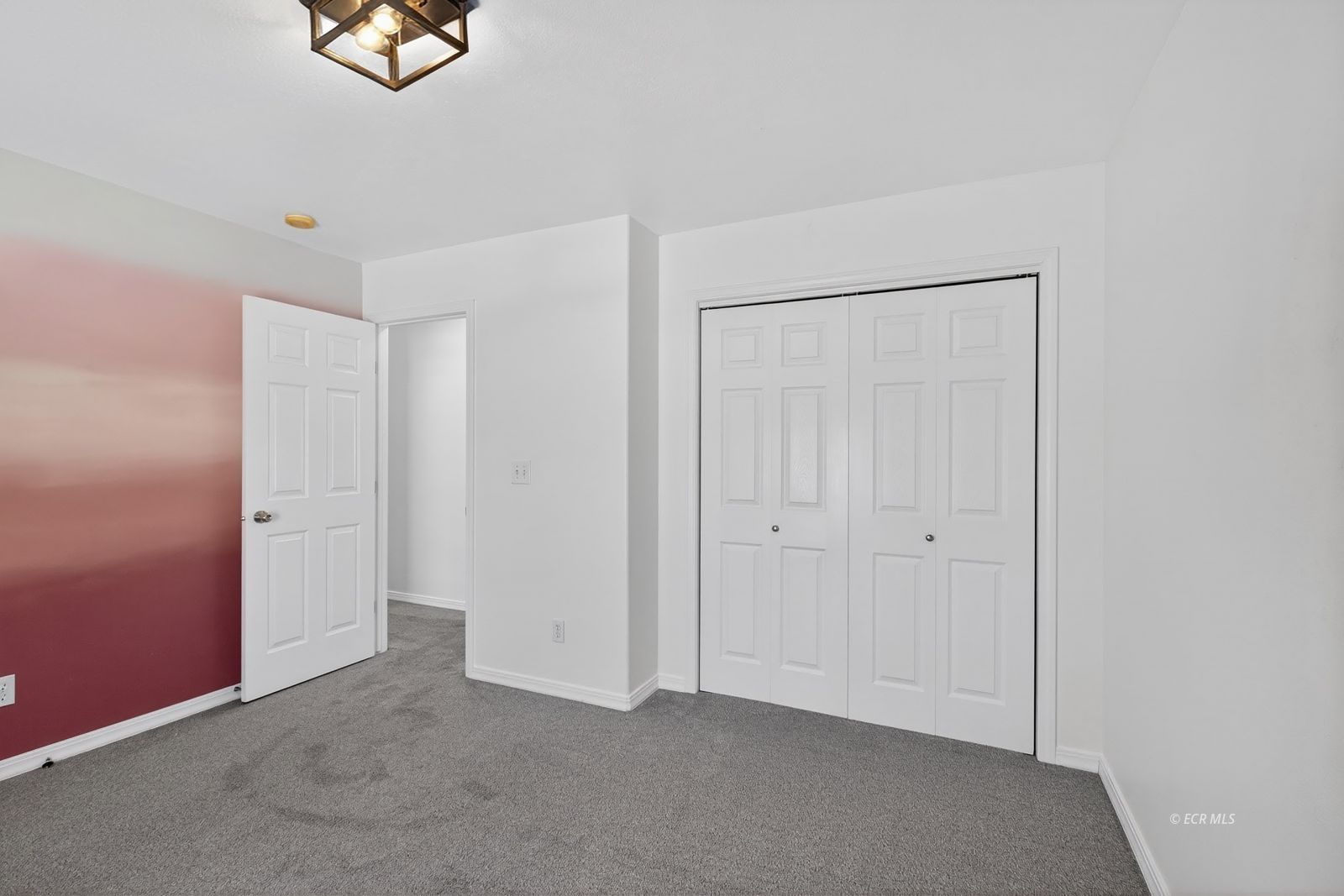 154 Country Club Parkway Property Photo 21