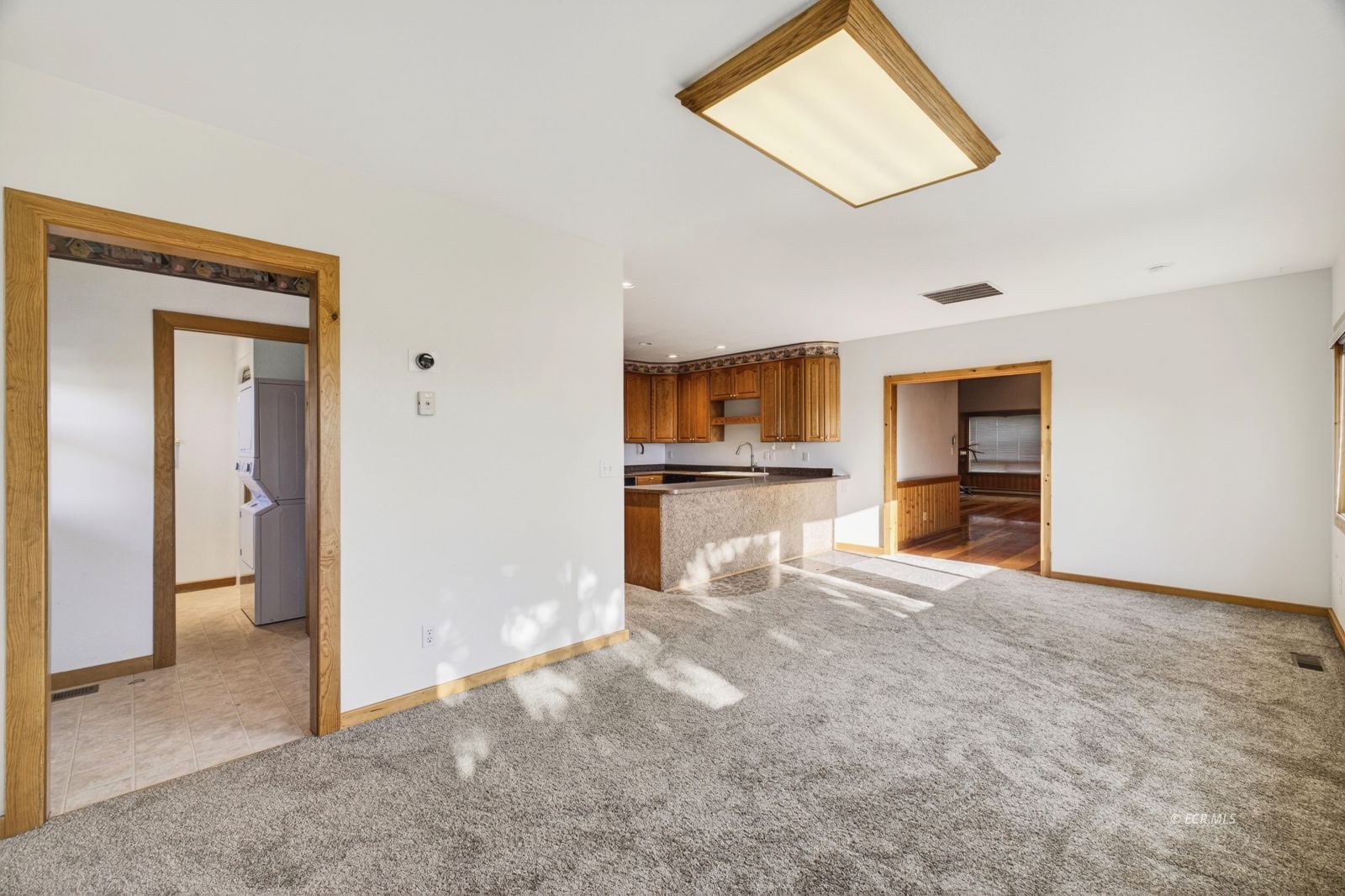2611 N Canyon Road Property Photo 10