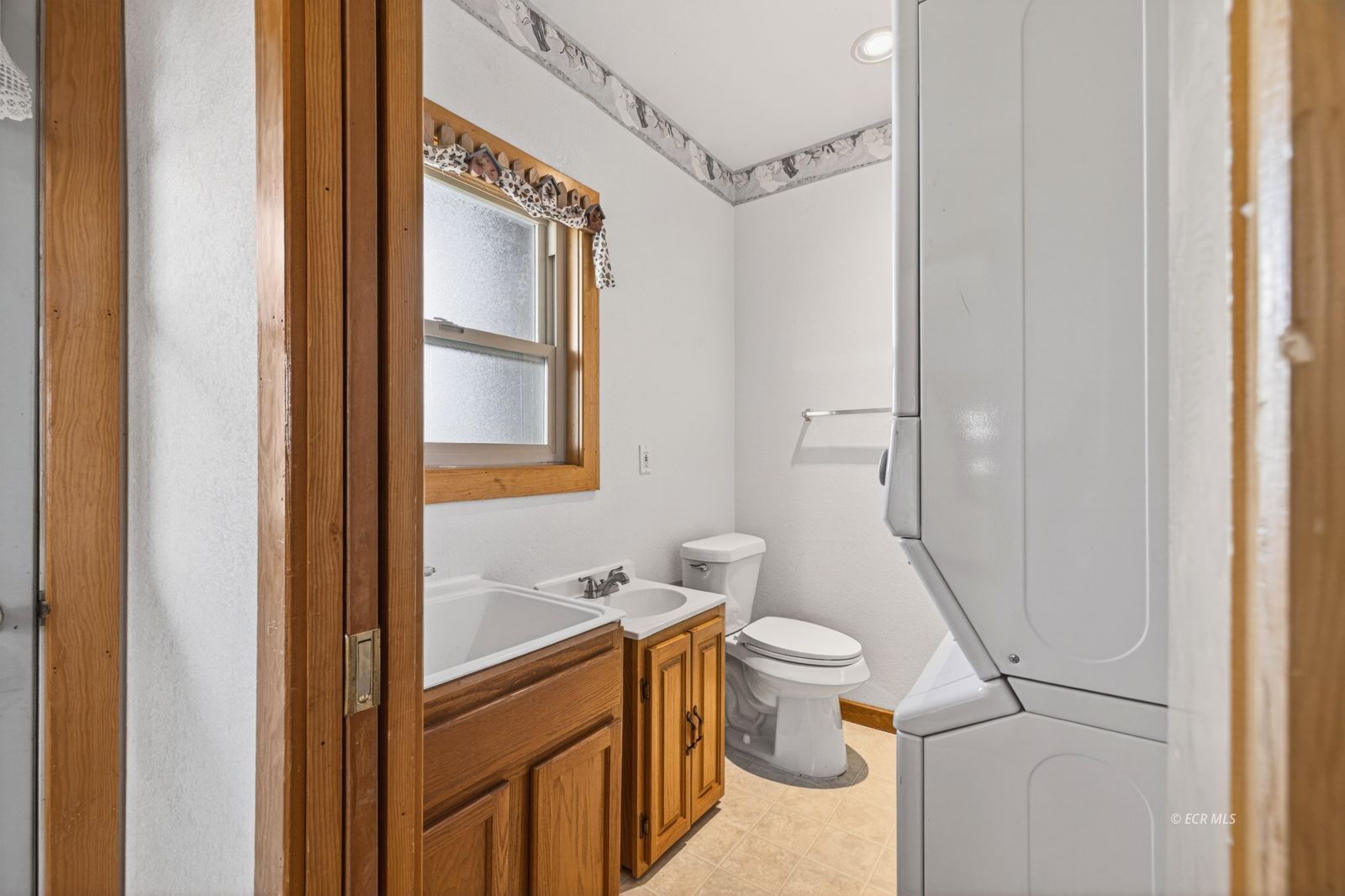 2611 N Canyon Road Property Photo 27