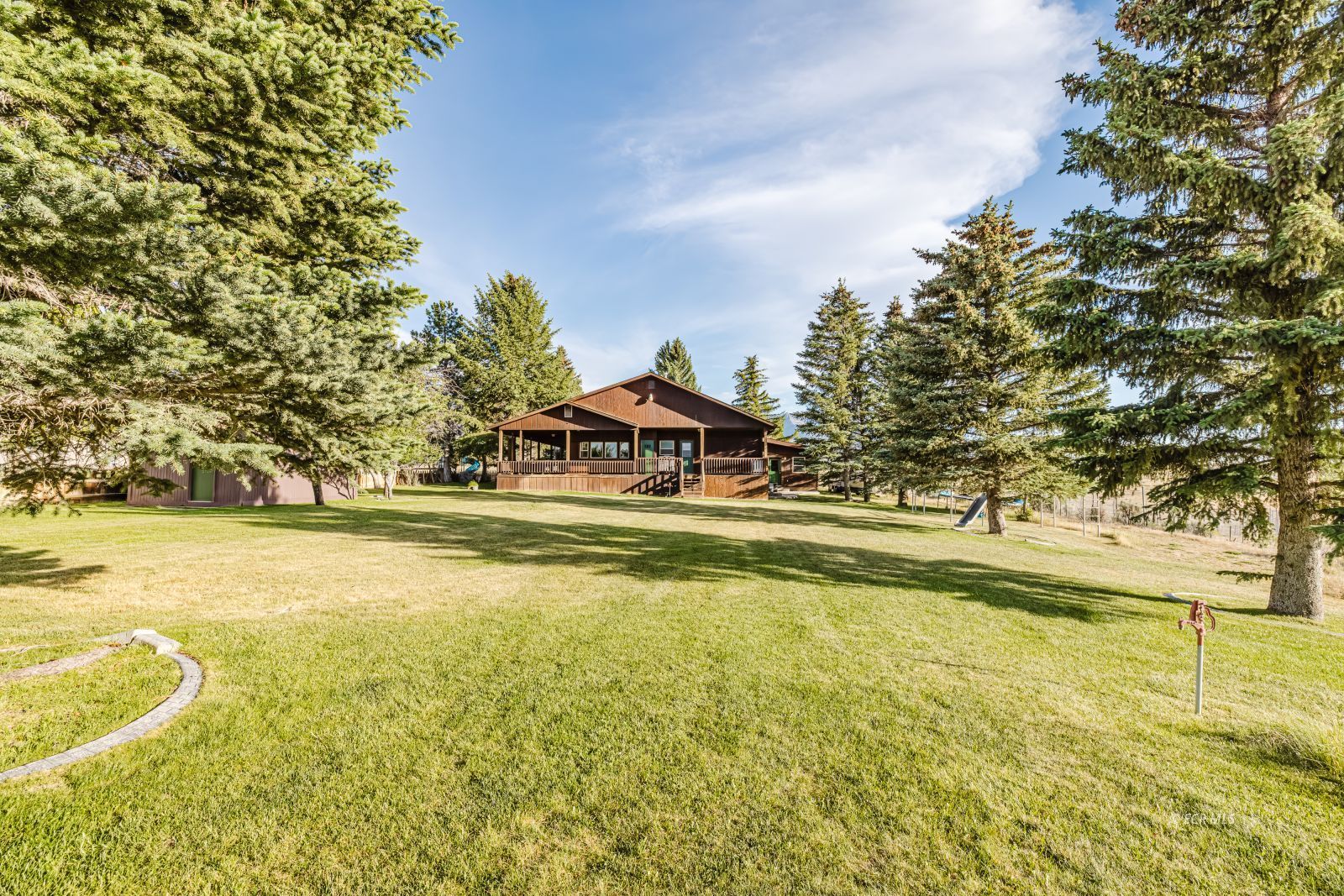2611 N Canyon Road Property Photo 38
