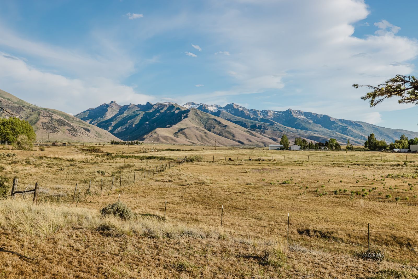 2611 N Canyon Road Property Photo 43