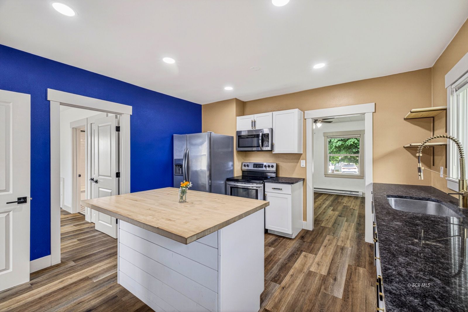 509 Fir Street Property Photo 16