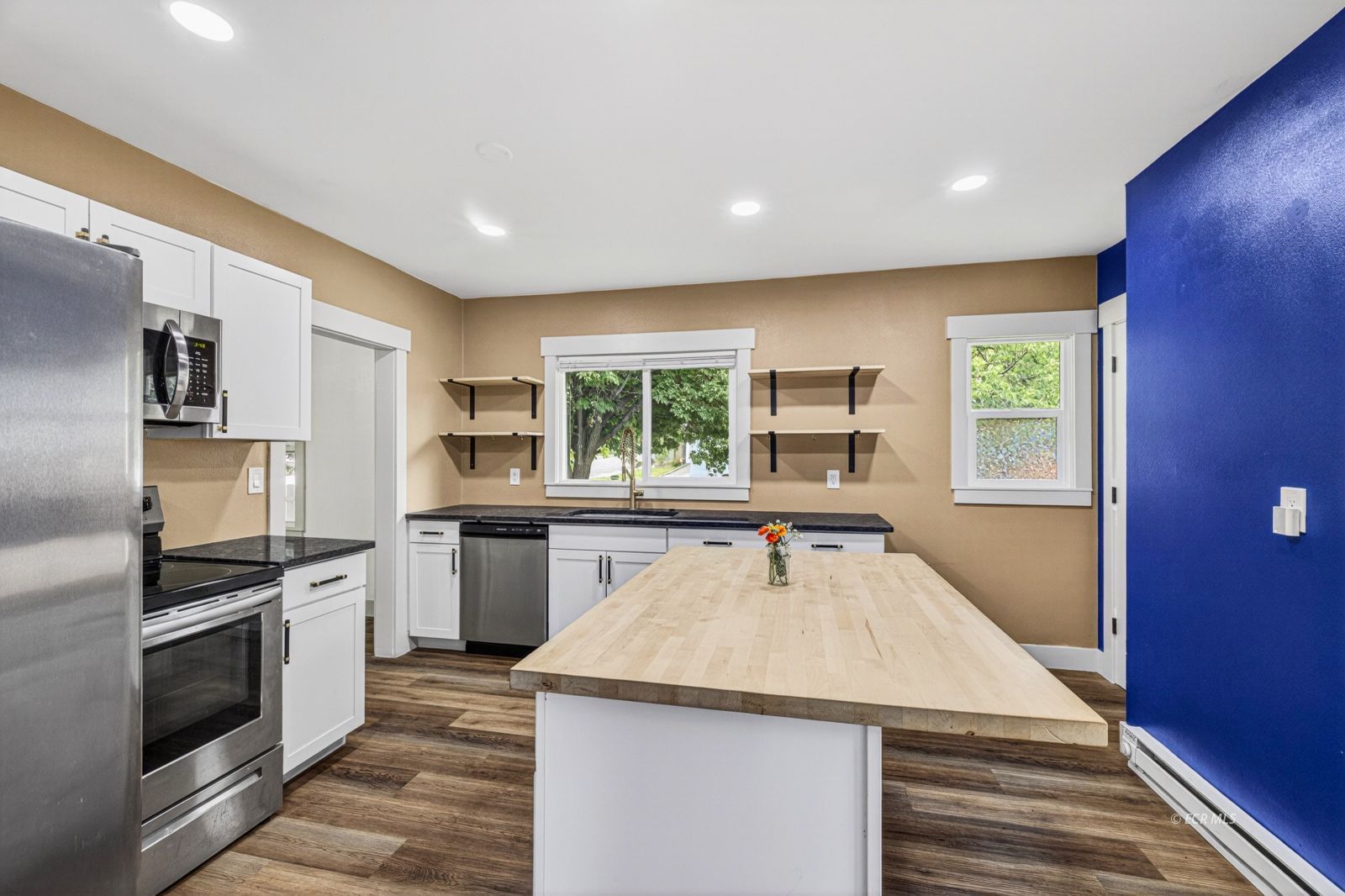 509 Fir Street Property Photo 18
