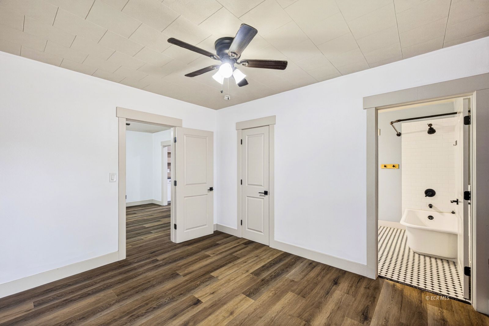 509 Fir Street Property Photo 21