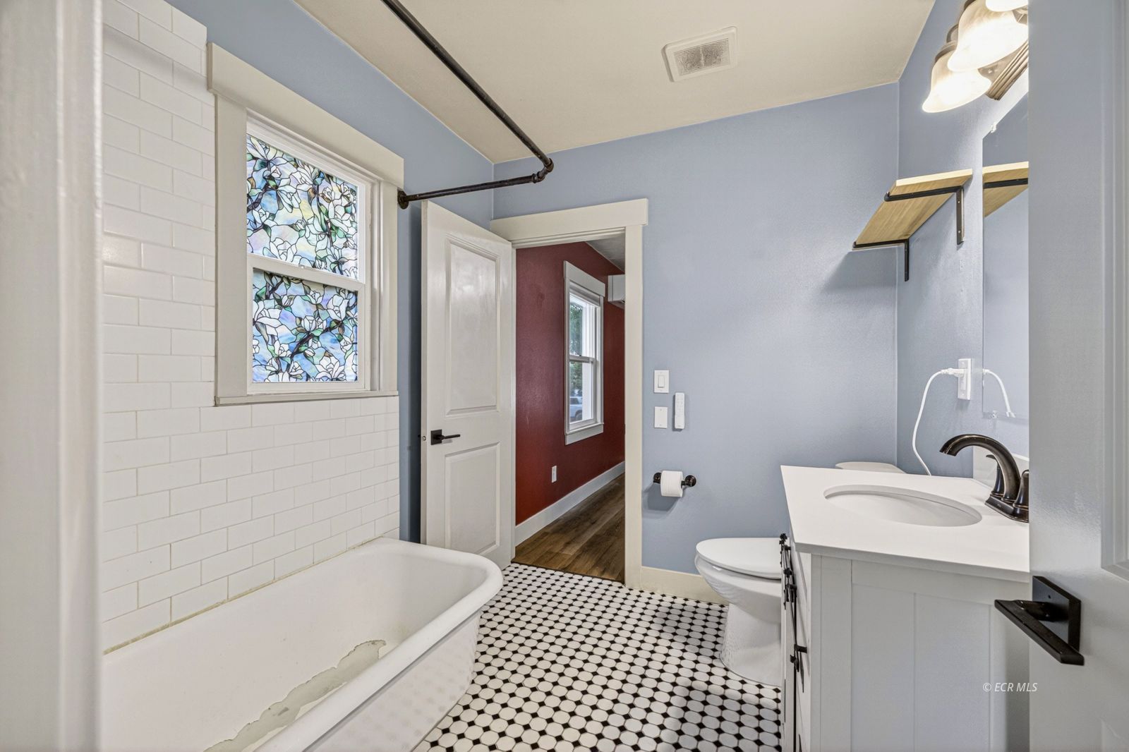 509 Fir Street Property Photo 24