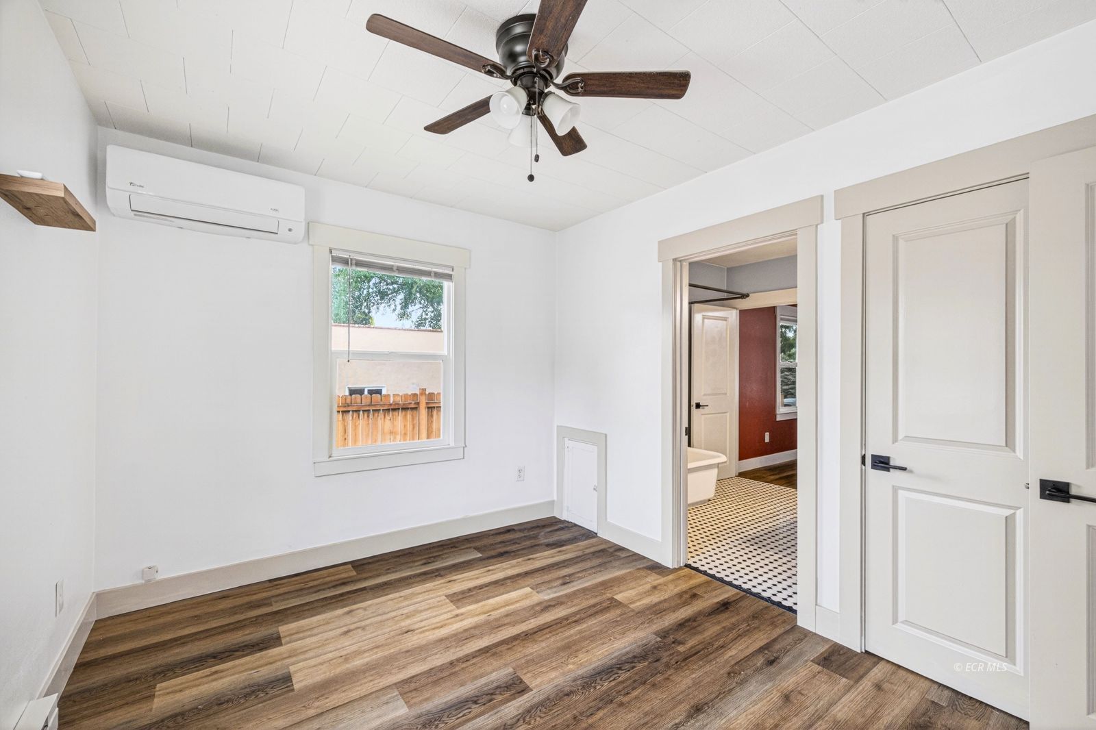 509 Fir Street Property Photo 27