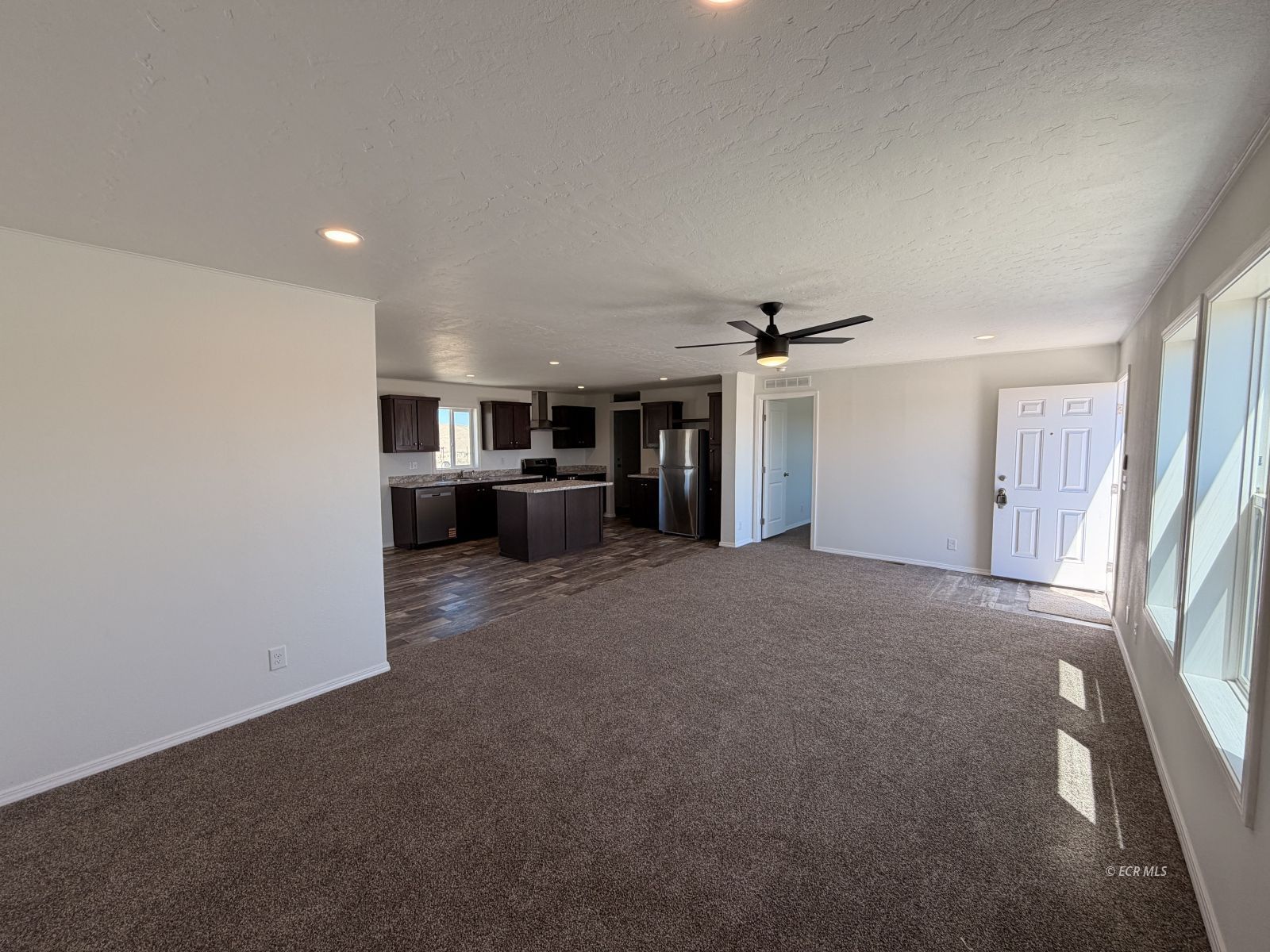 4539 Spear Street Property Photo 10