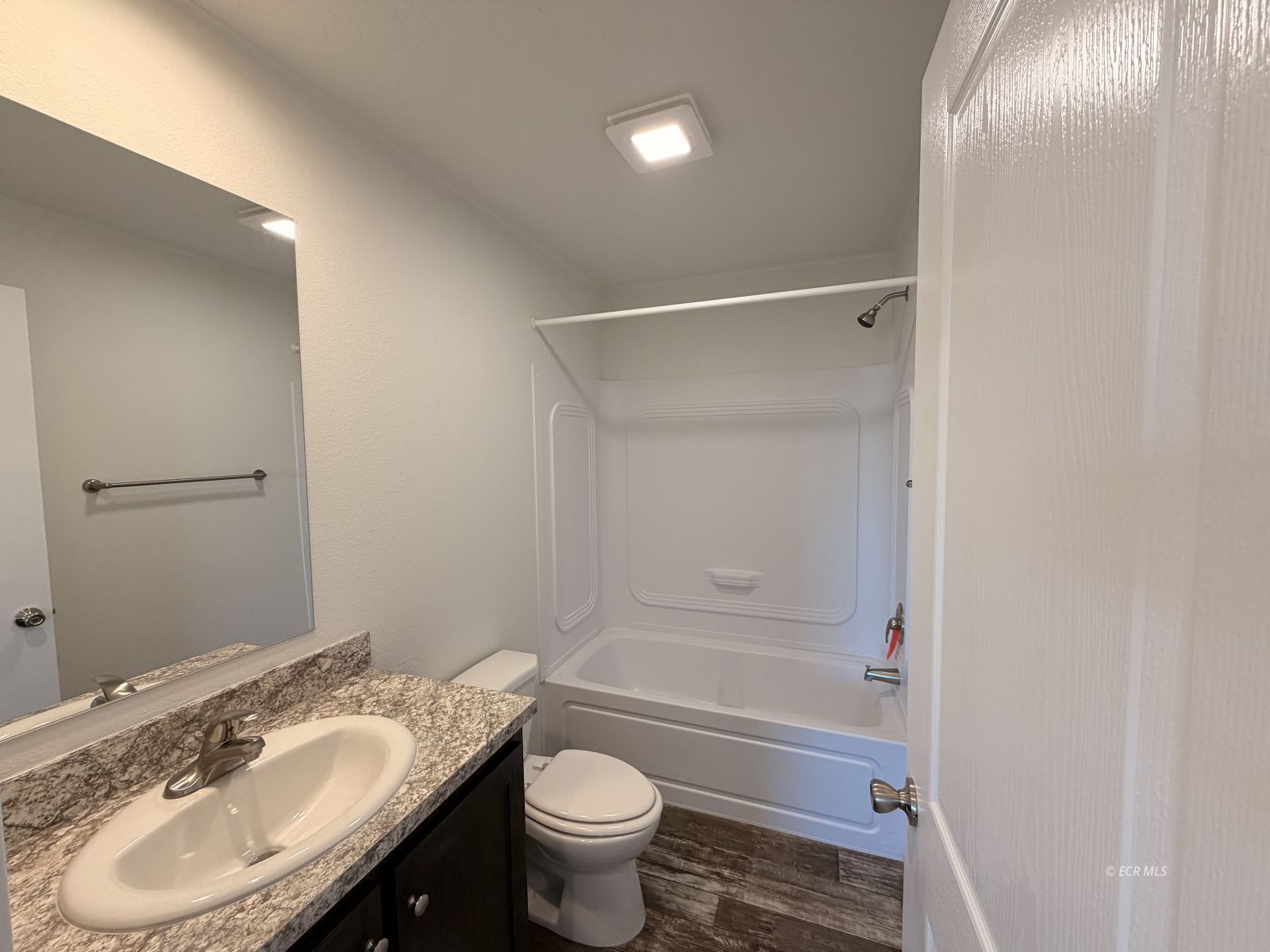 4539 Spear Street Property Photo 15