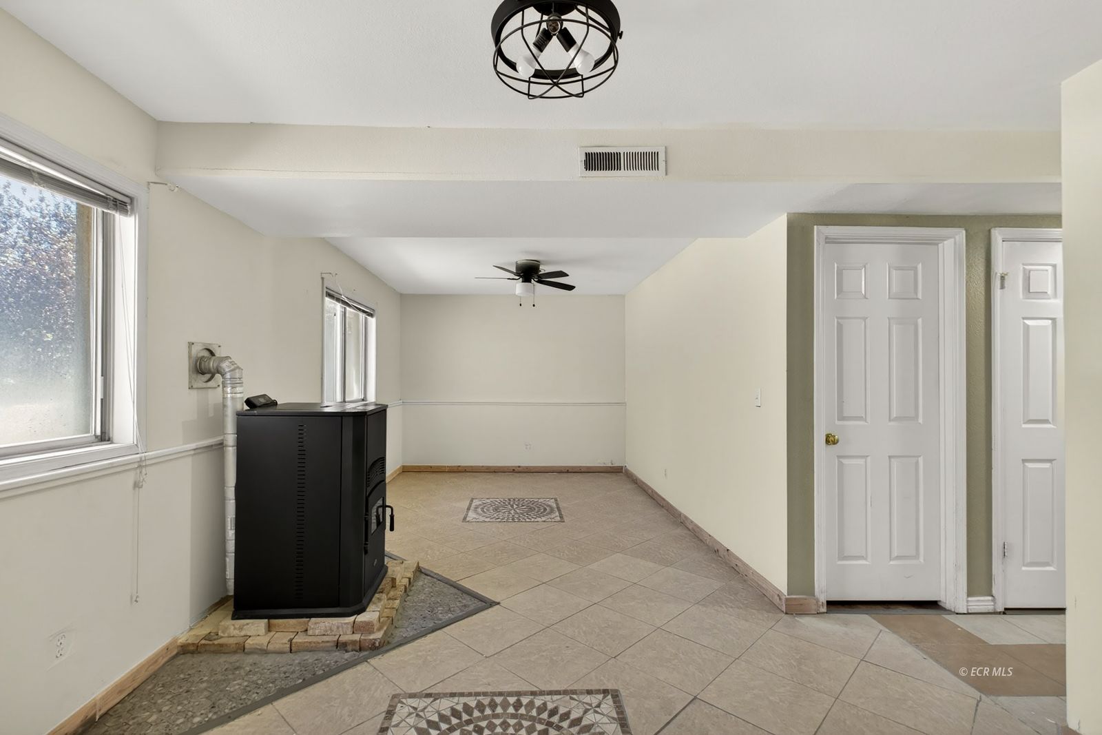 449 Blakeland Drive Property Photo 18