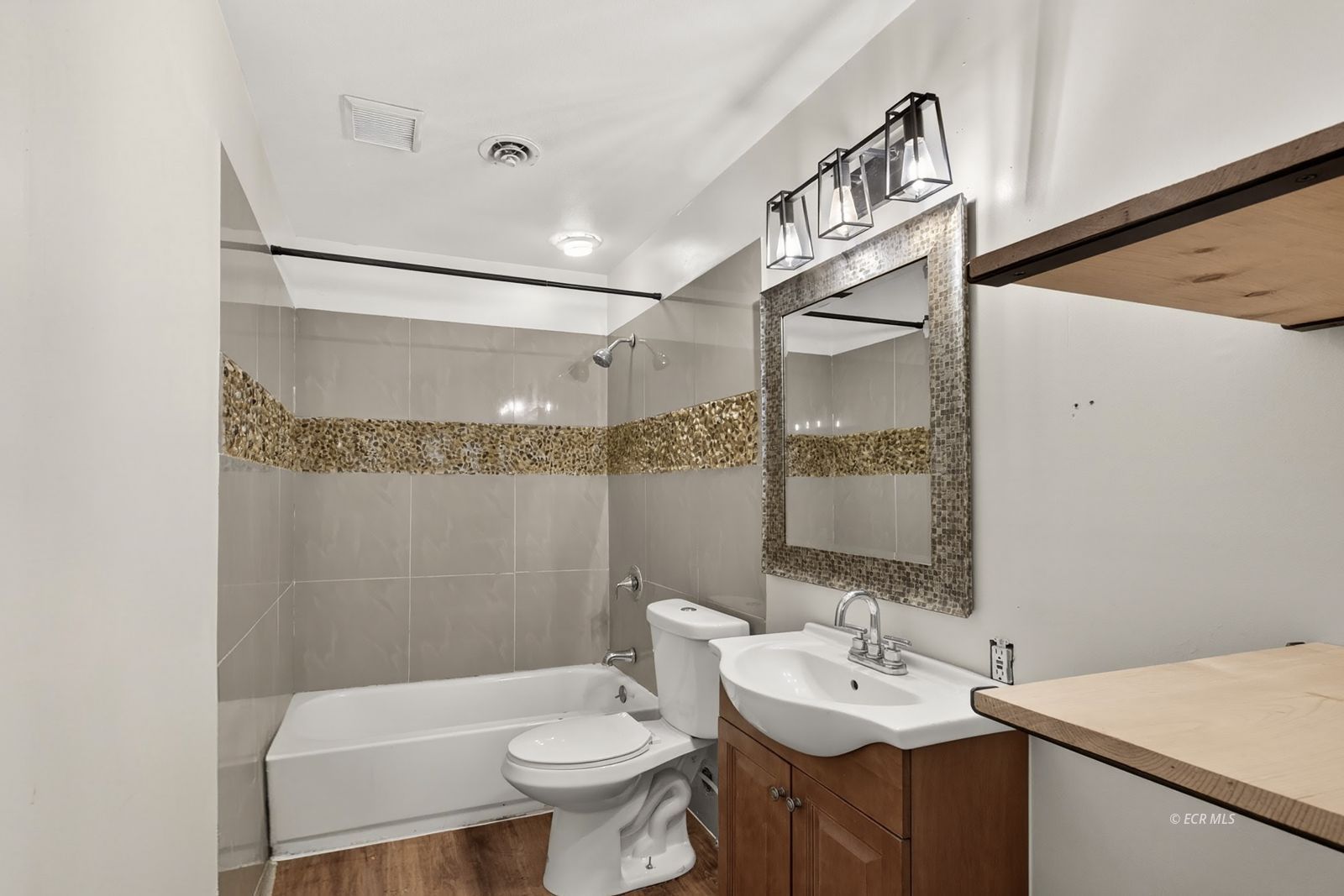 449 Blakeland Drive Property Photo 21