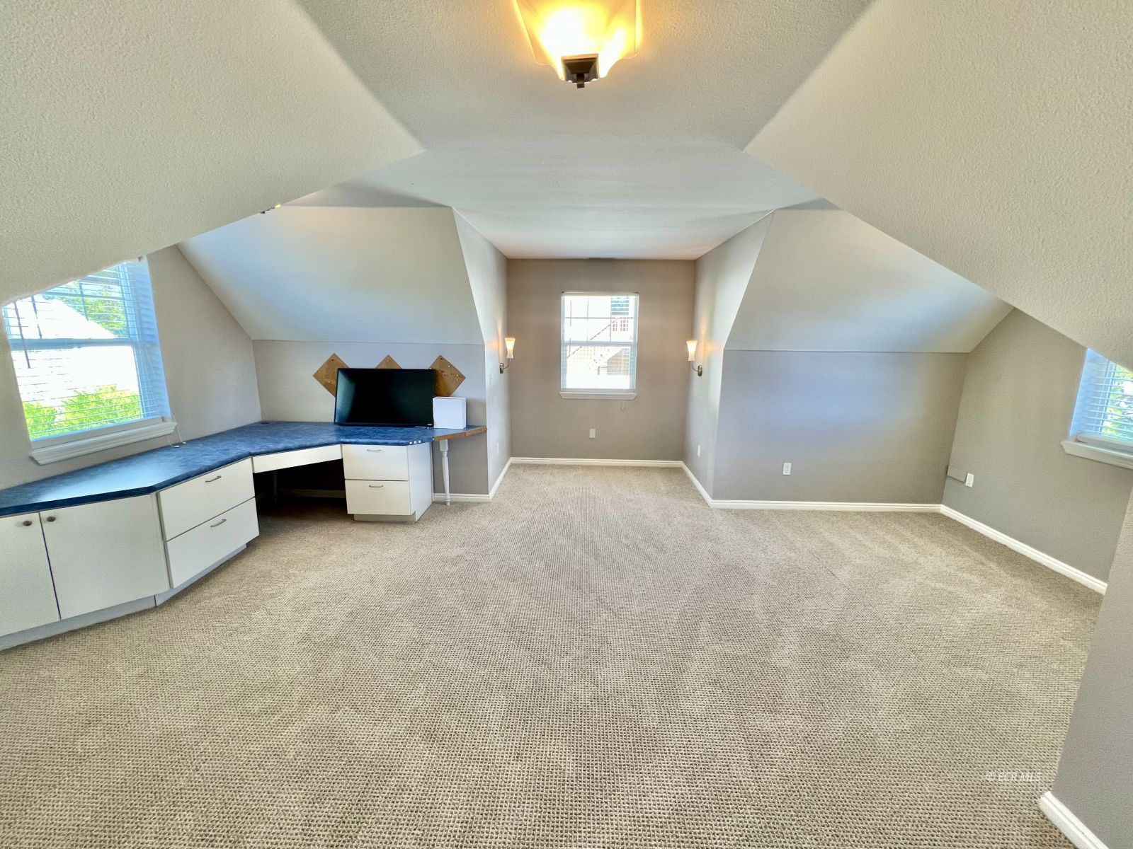 1813 Sequoia Drive Property Photo 27