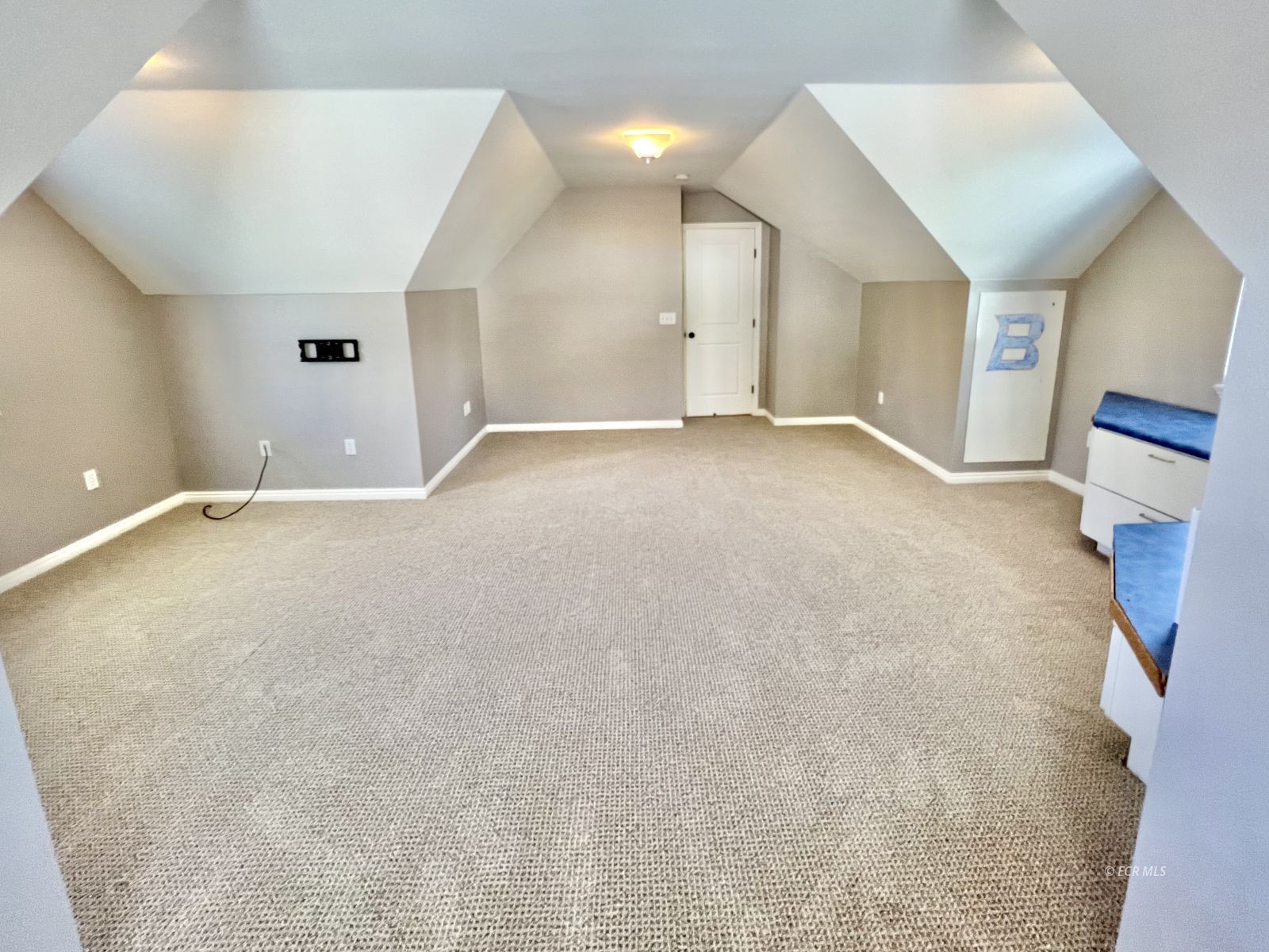 1813 Sequoia Drive Property Photo 28
