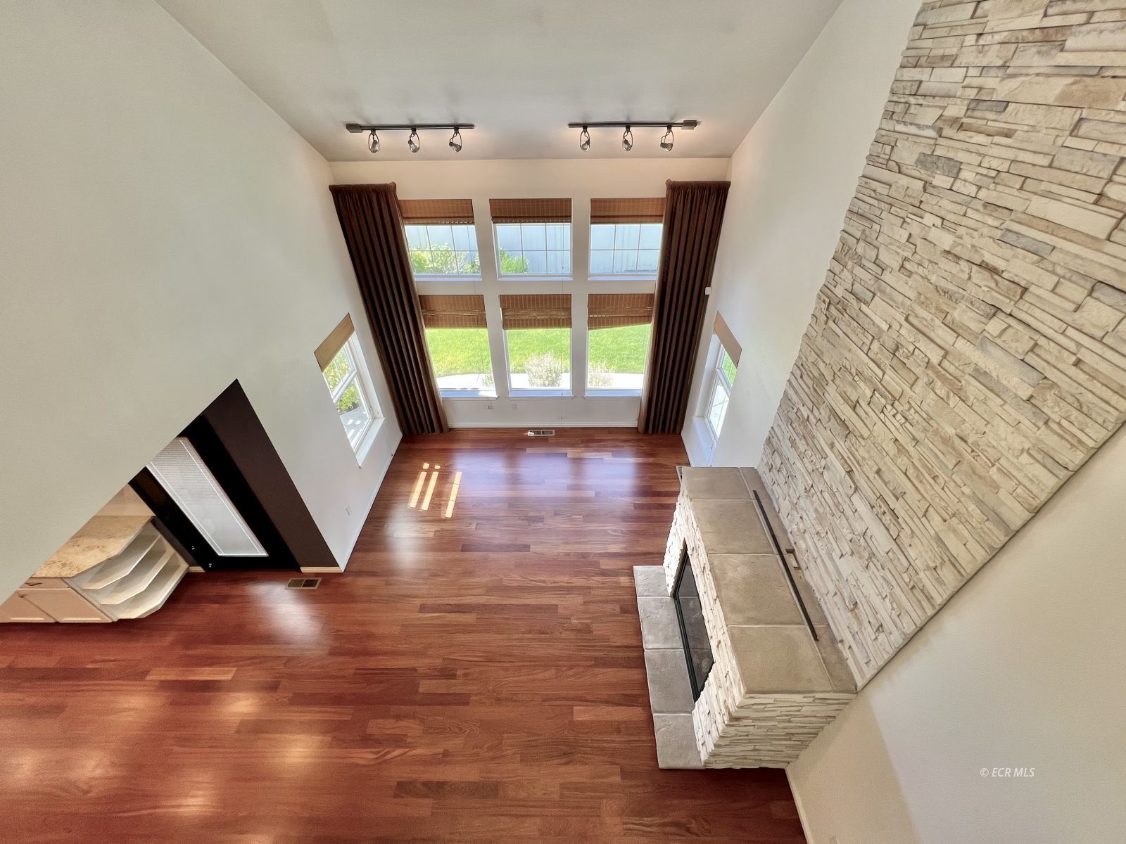 1813 Sequoia Drive Property Photo 29