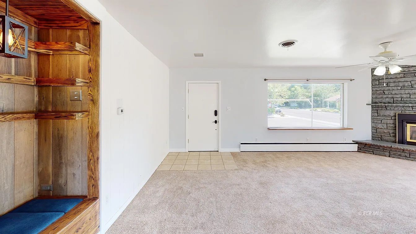 931 1st Street Property Photo 26