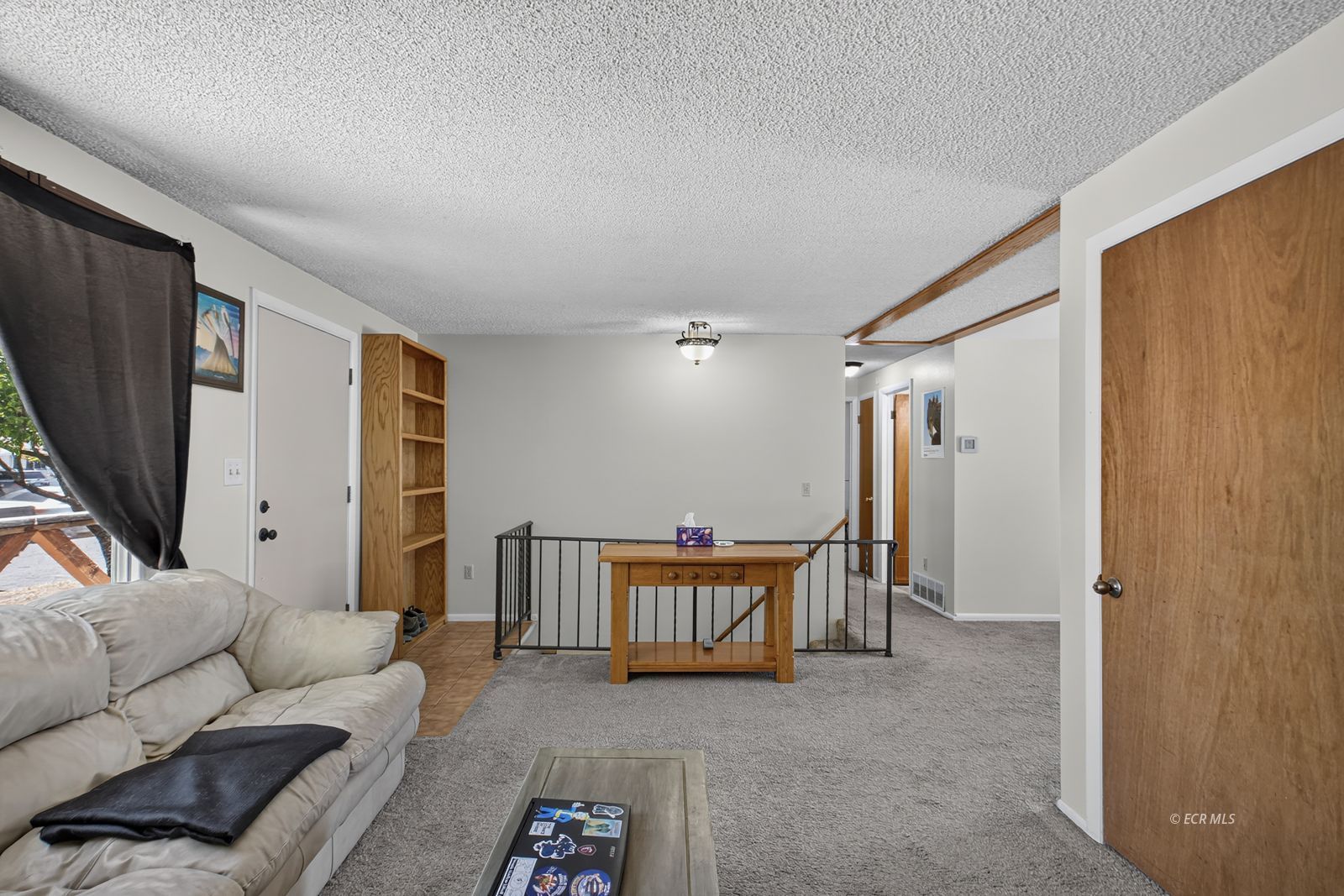 1339 Southside Drive Property Photo 4
