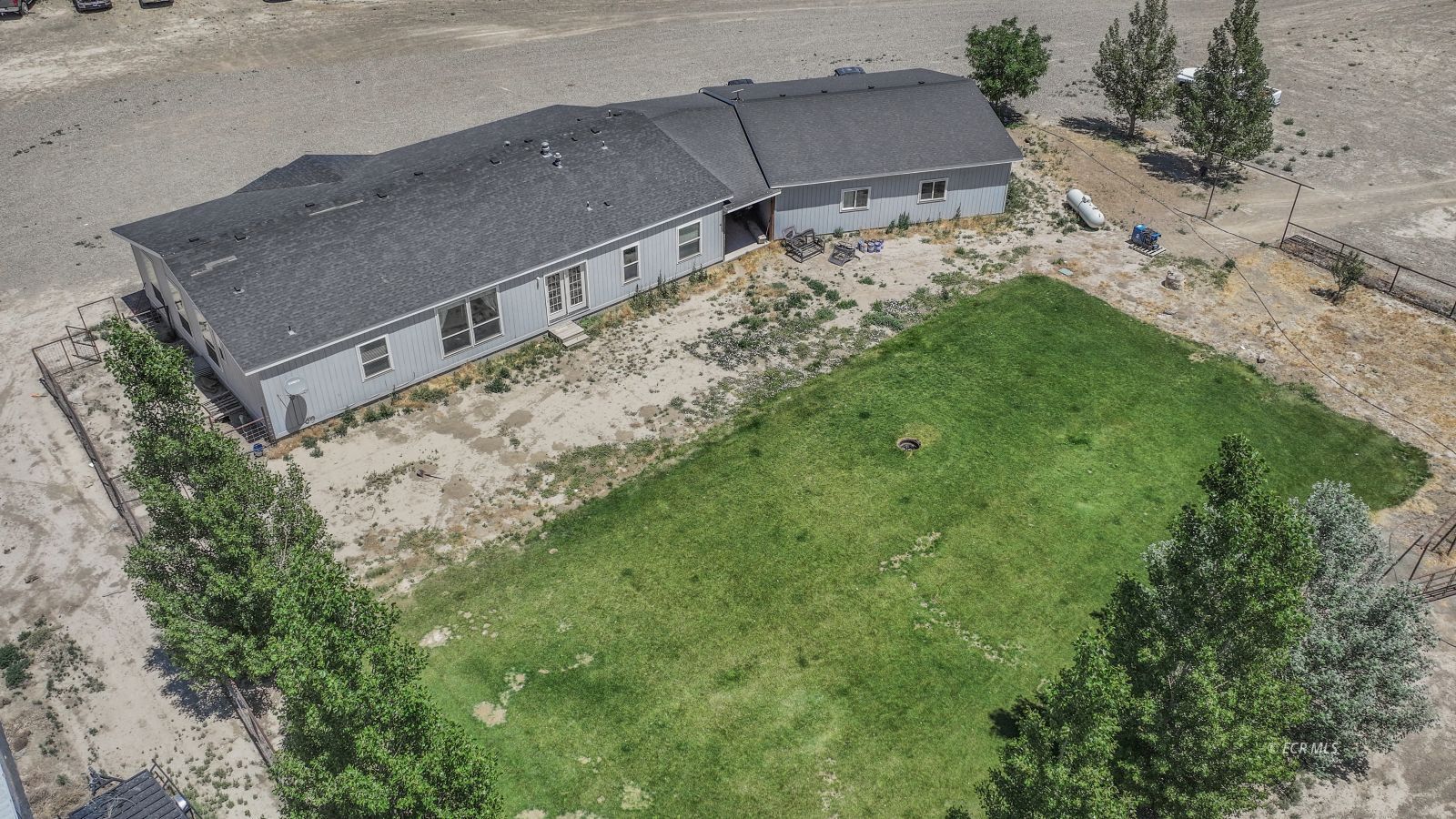2900 Van Diest Road Property Photo 7