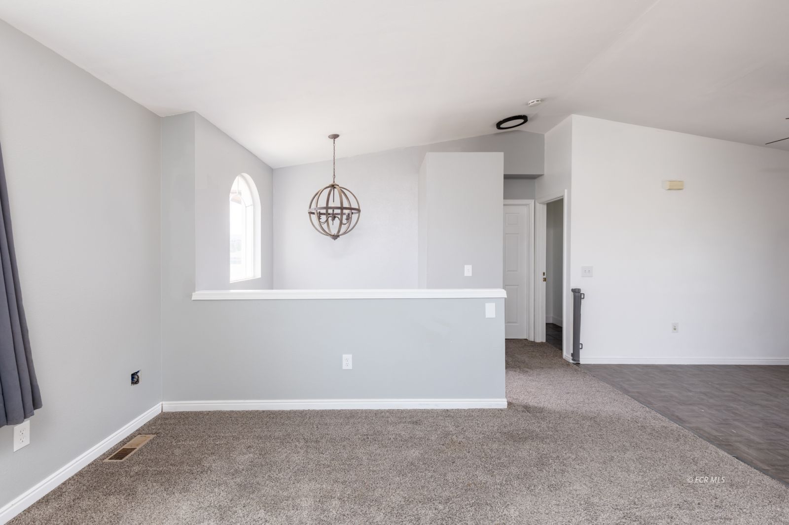 371 Flora Drive Property Photo 4