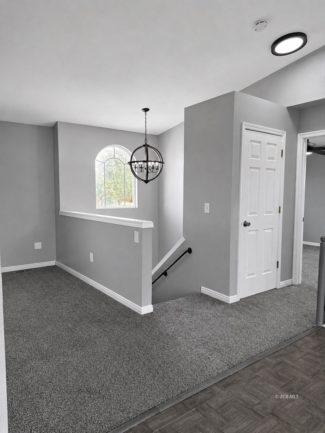 371 Flora Drive Property Photo 13