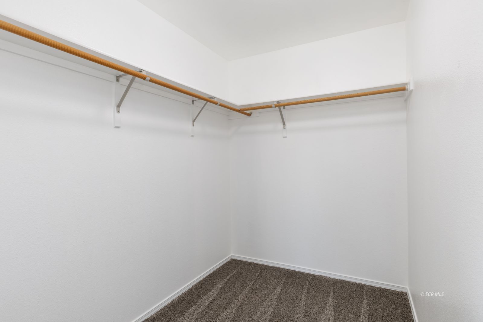371 Flora Drive Property Photo 16