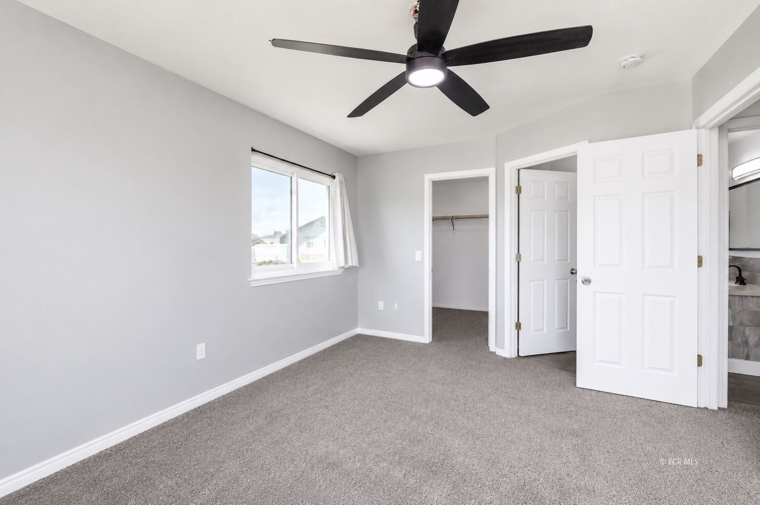 371 Flora Drive Property Photo 17