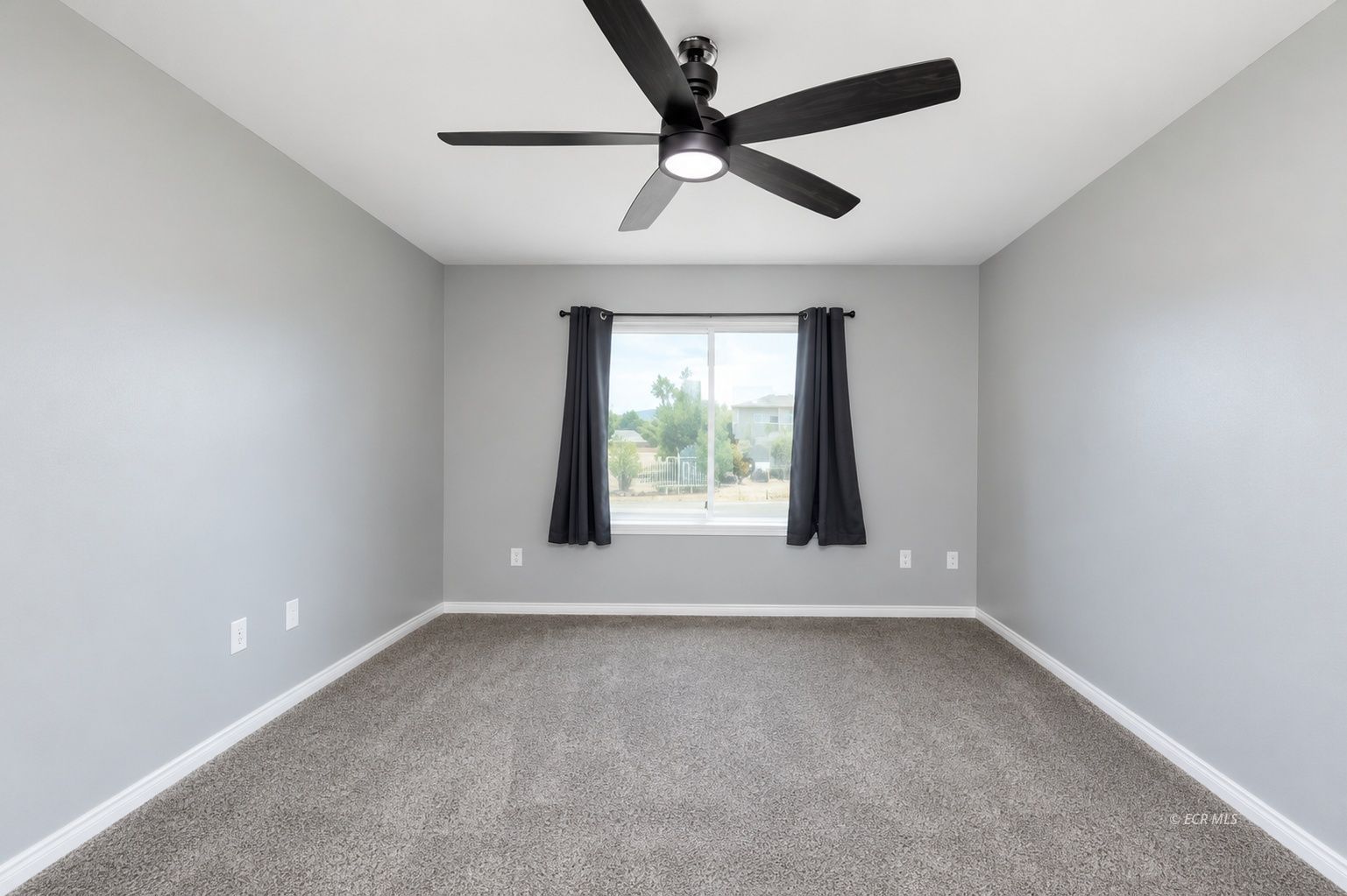 371 Flora Drive Property Photo 18