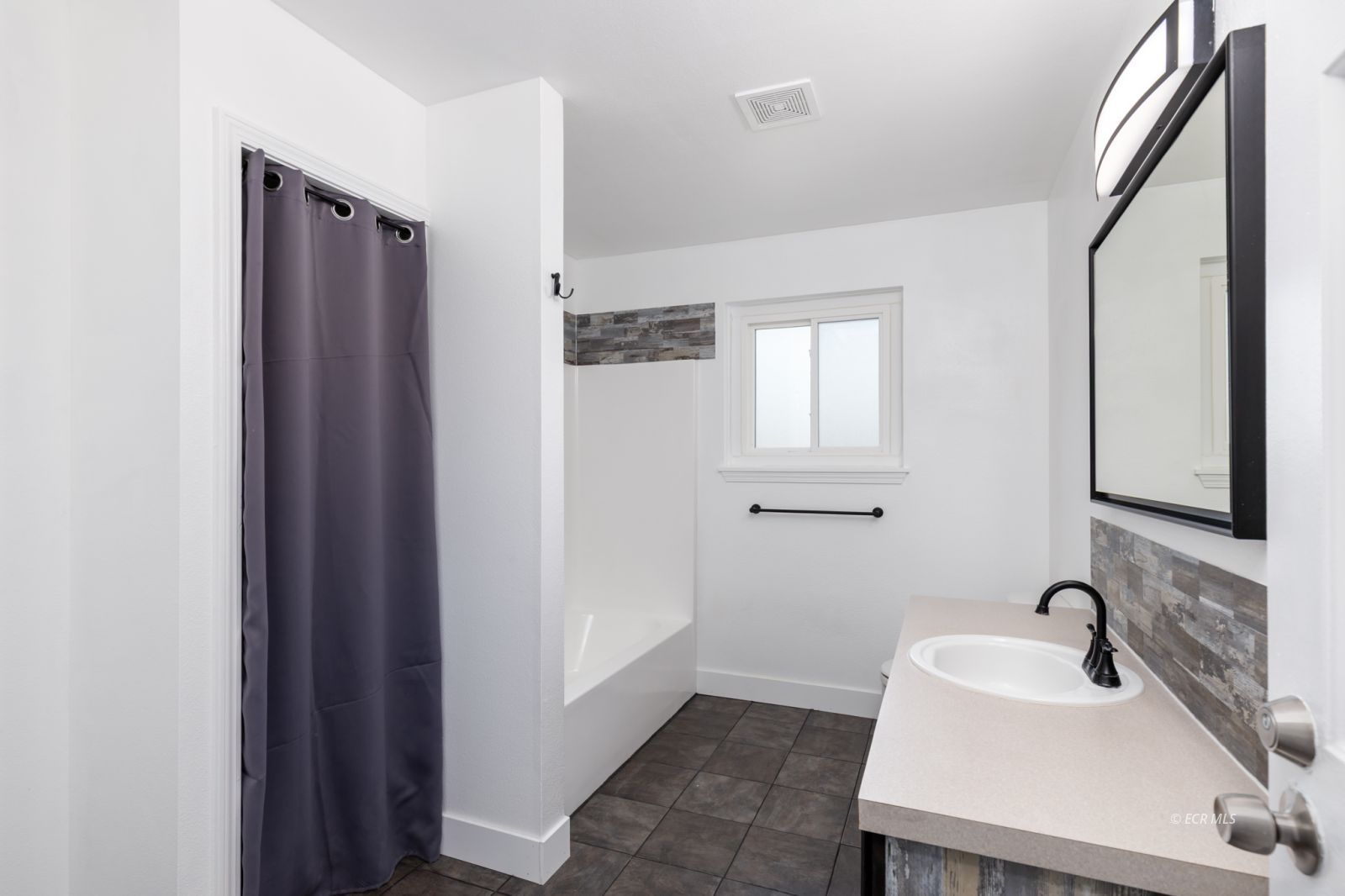 371 Flora Drive Property Photo 19