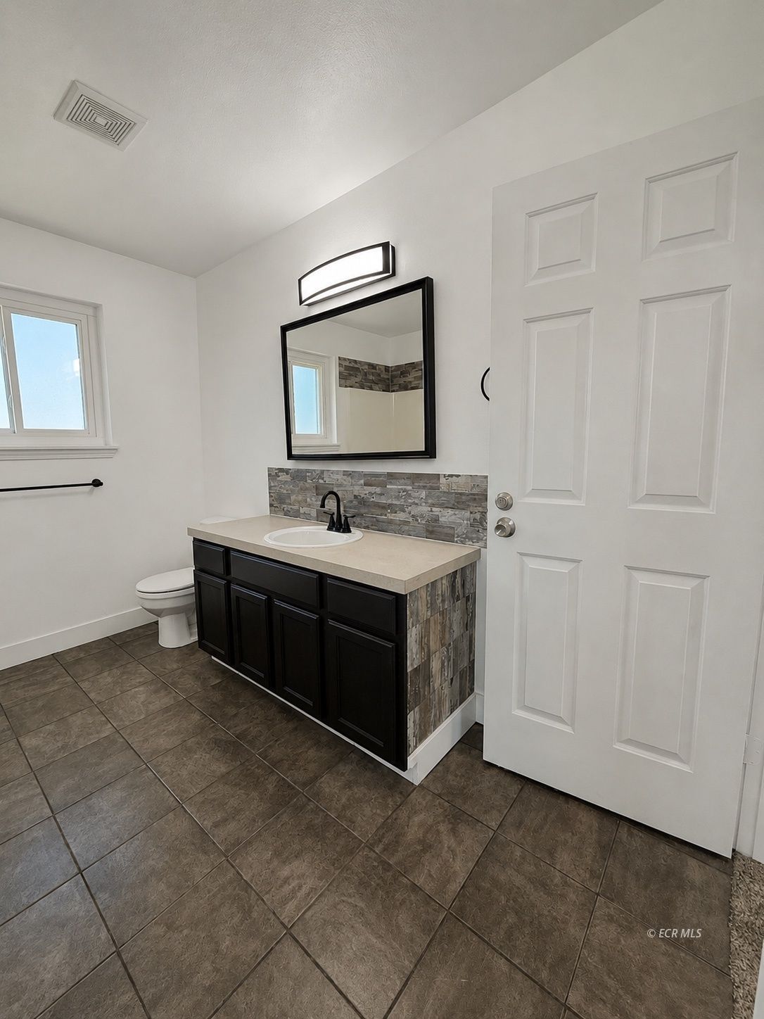 371 Flora Drive Property Photo 19