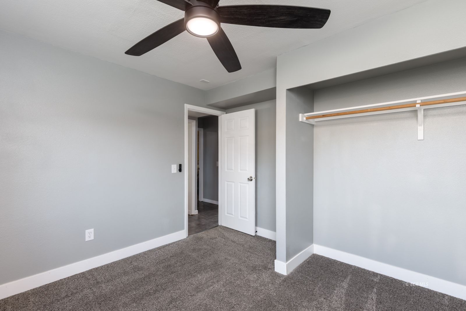 371 Flora Drive Property Photo 23