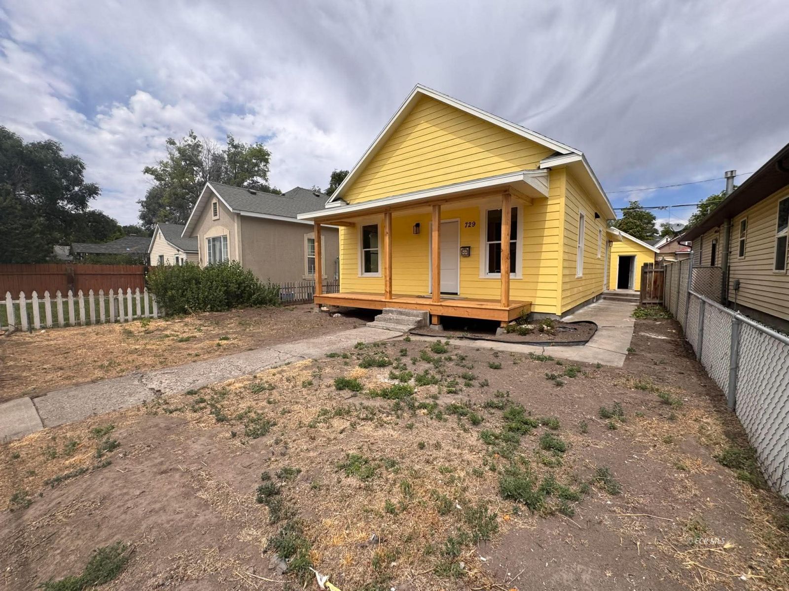 729 Pine Street Property Photo 1