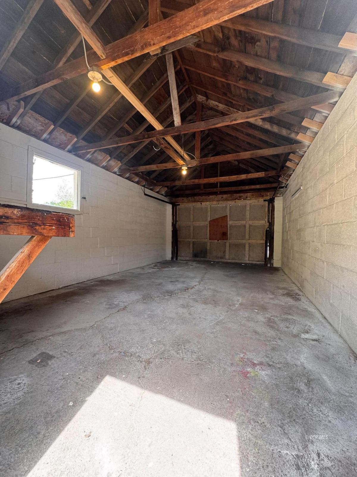 729 Pine Street Property Photo 20