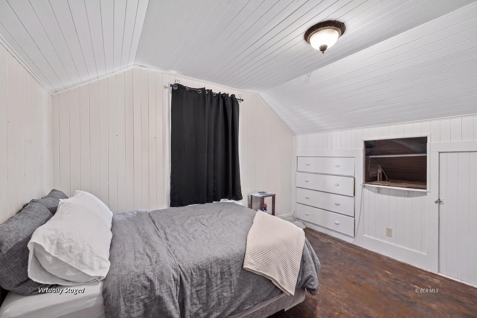 1459 Clover Avenue Property Photo 10