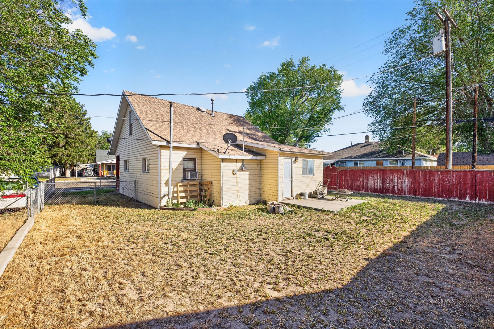 1459 Clover Avenue Property Photo 11