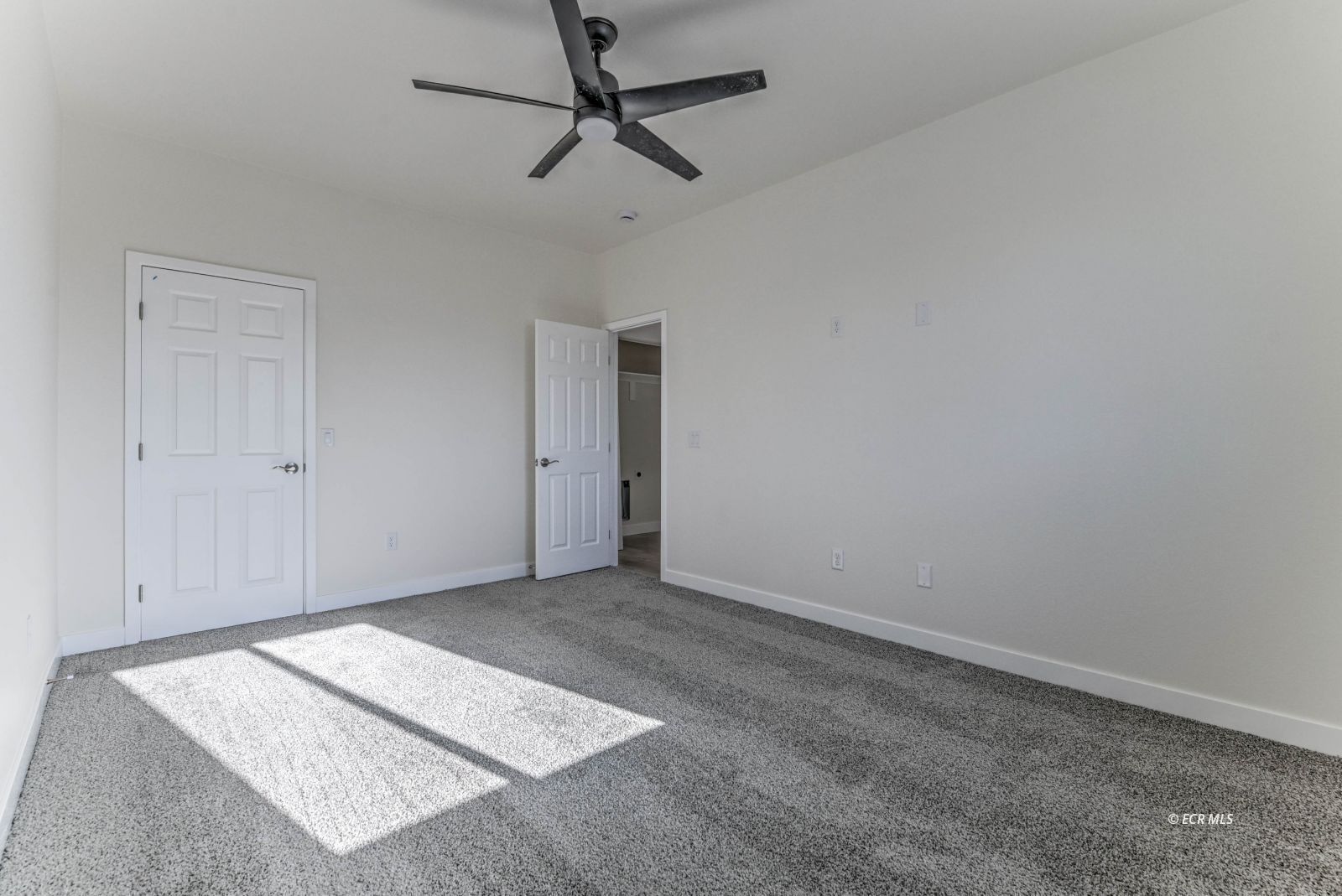 101 E Ironton Street Property Photo 15