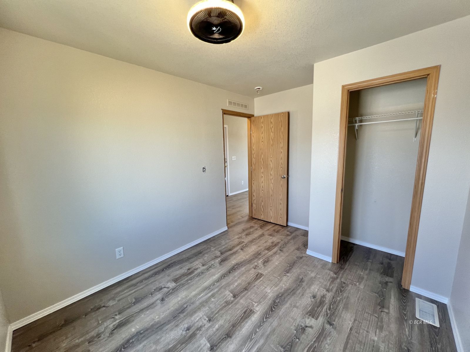 431 Tiffany Drive Property Photo 6