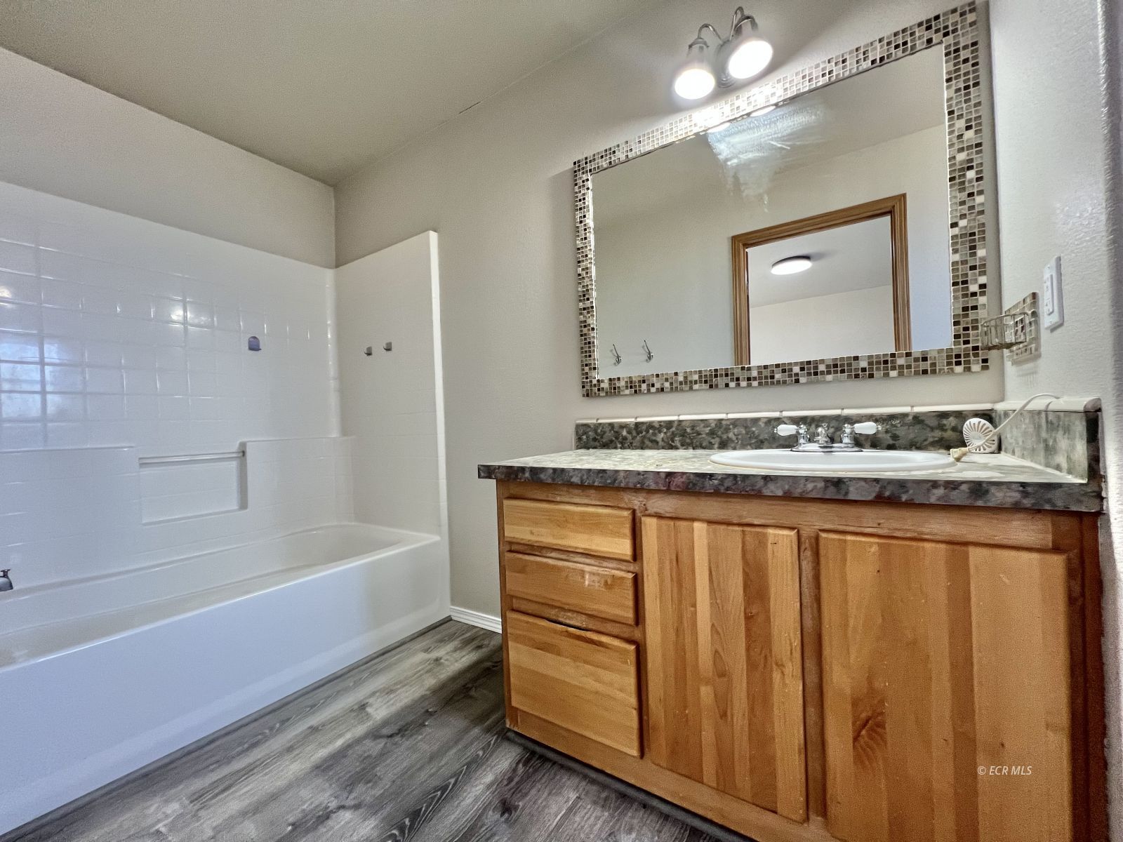 431 Tiffany Drive Property Photo 13