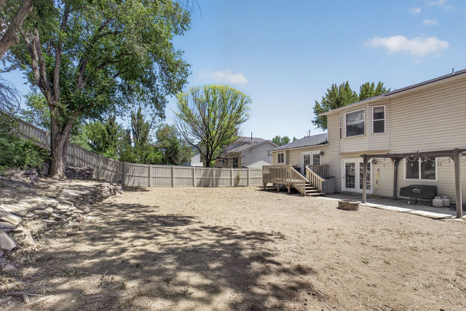 1526 Clover Hills Drive Property Photo 31