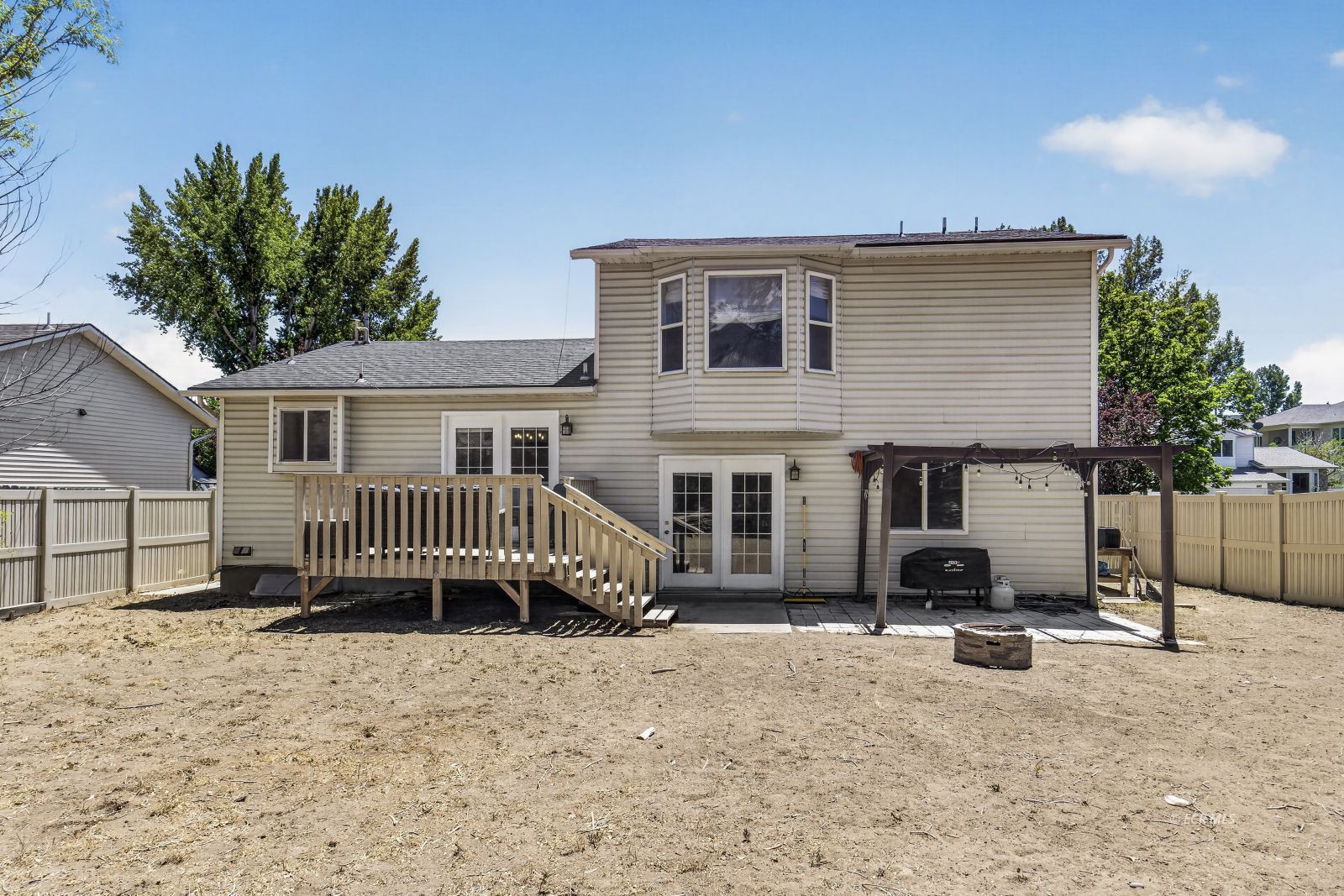 1526 Clover Hills Drive Property Photo 33