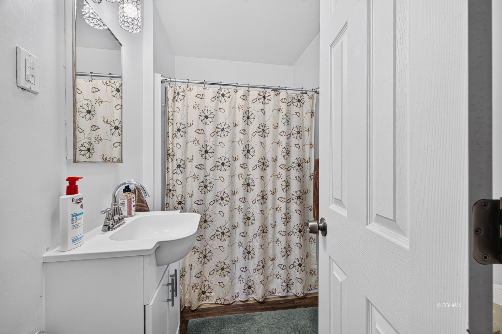 455 Lyndhurst Drive Property Photo 17