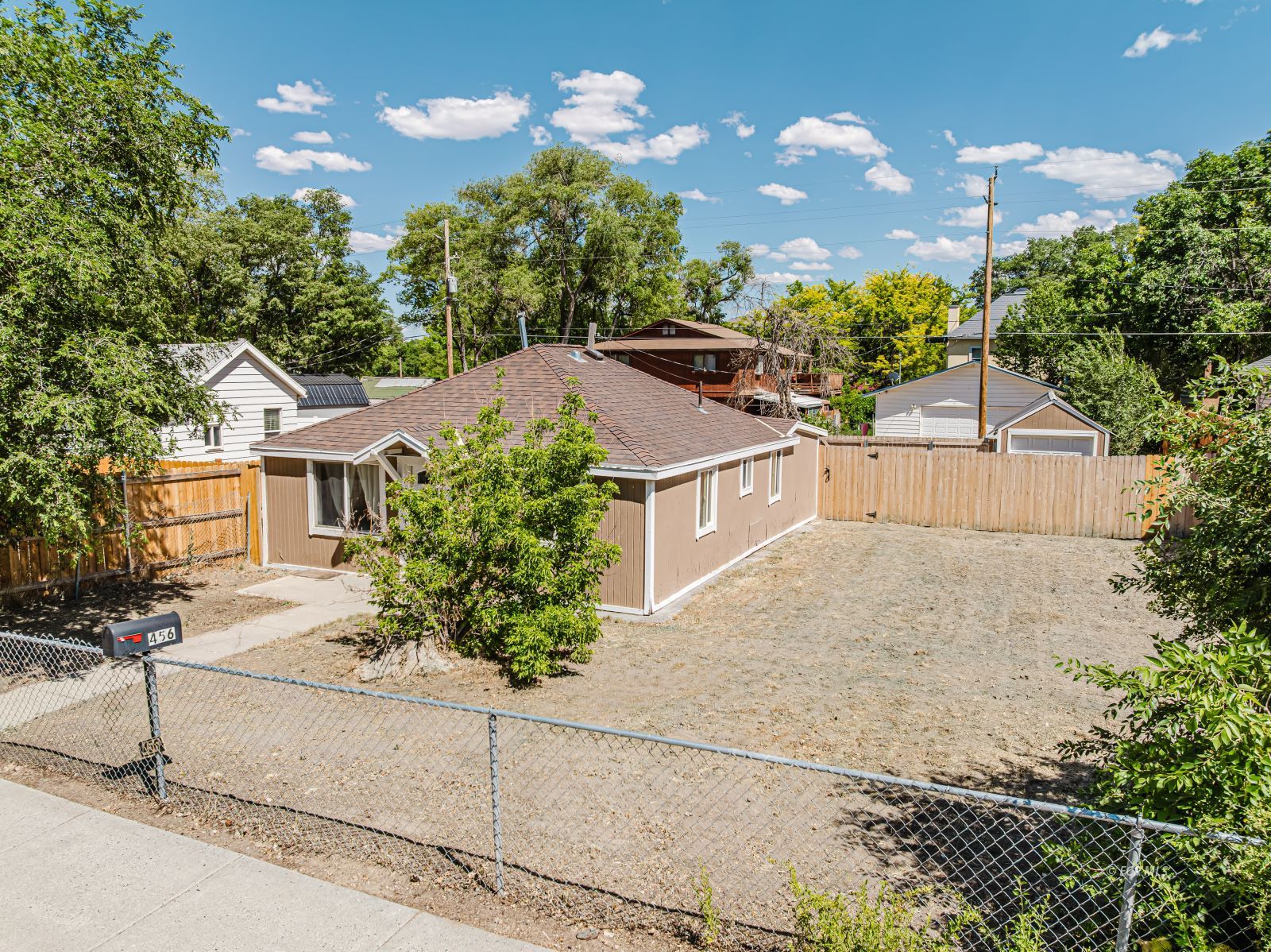 456 Walnut Street Property Photo 6