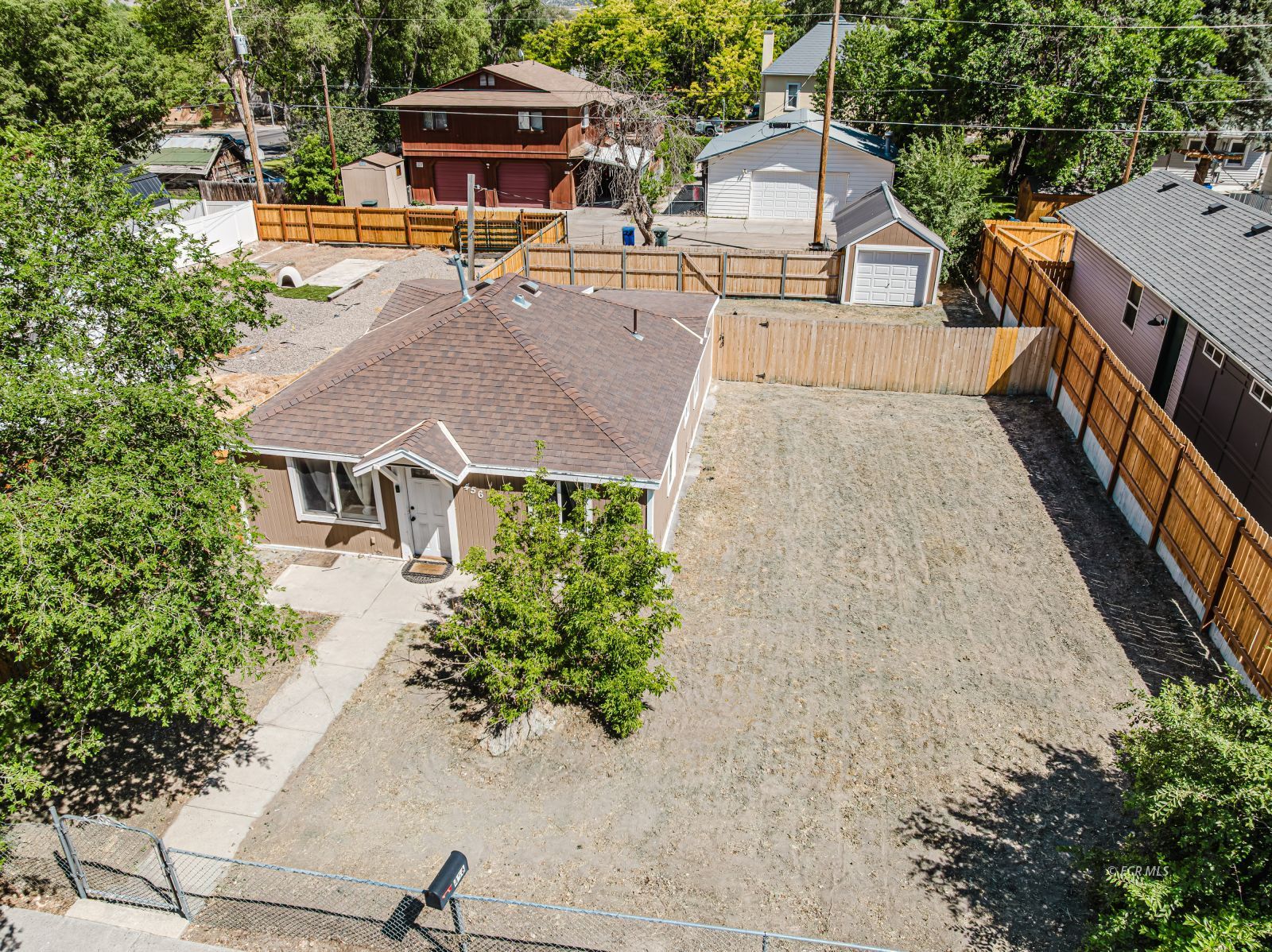 456 Walnut Street Property Photo 7