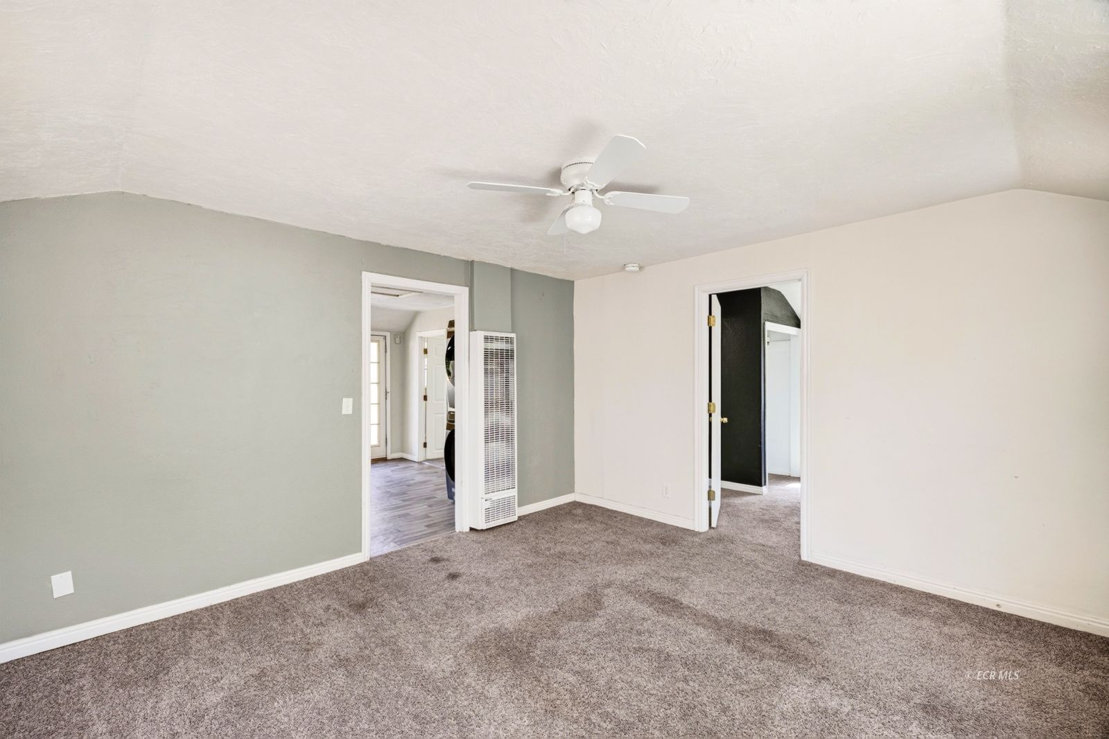 456 Walnut Street Property Photo 11