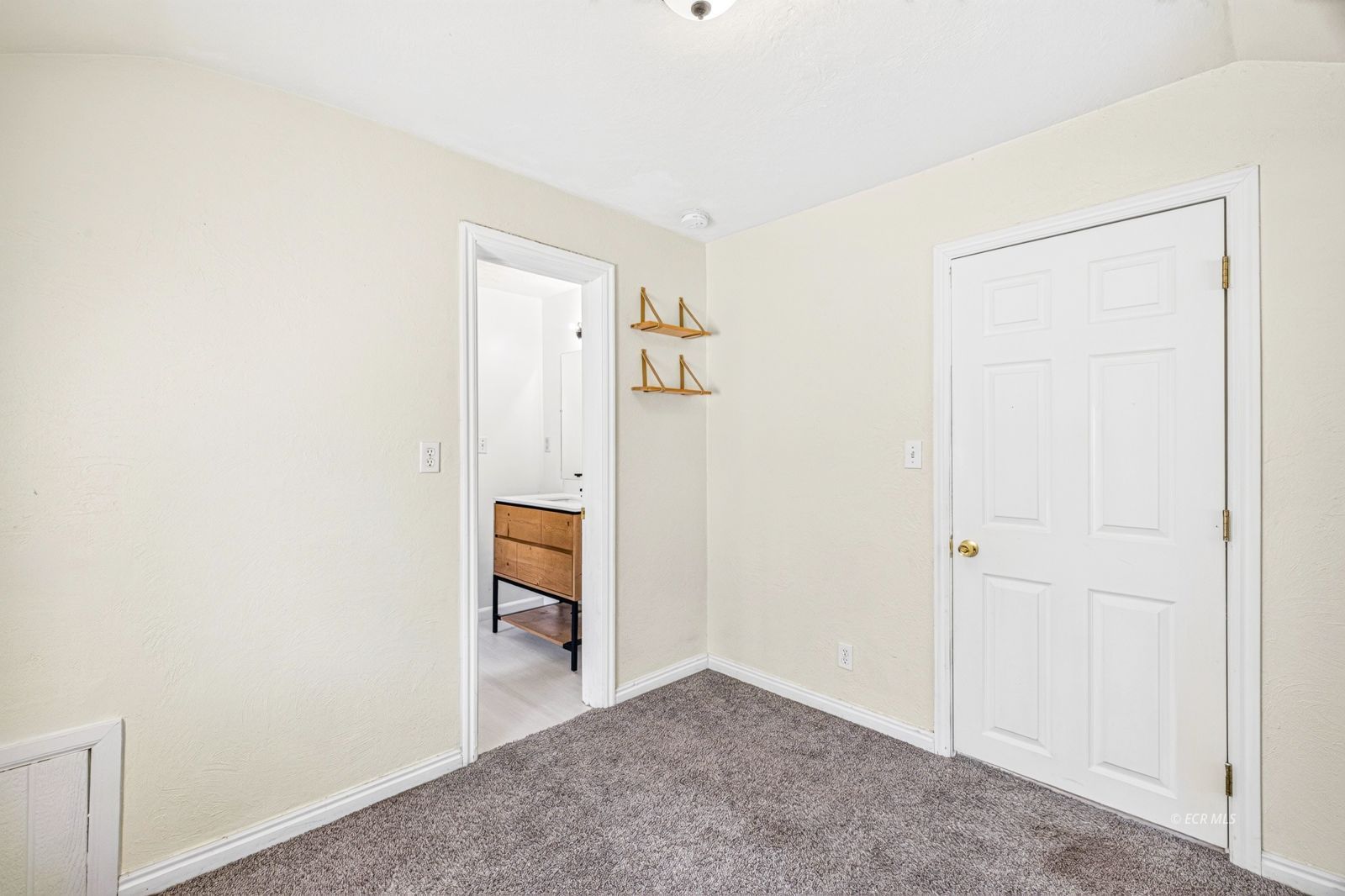 456 Walnut Street Property Photo 21