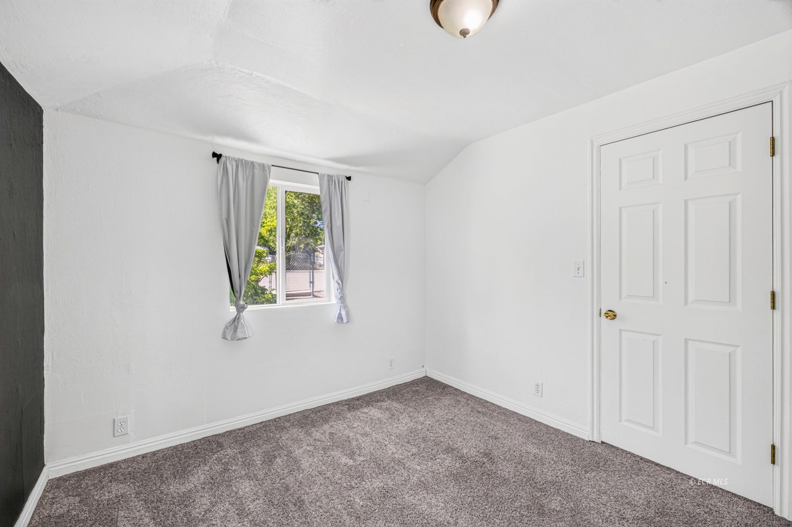 456 Walnut Street Property Photo 29