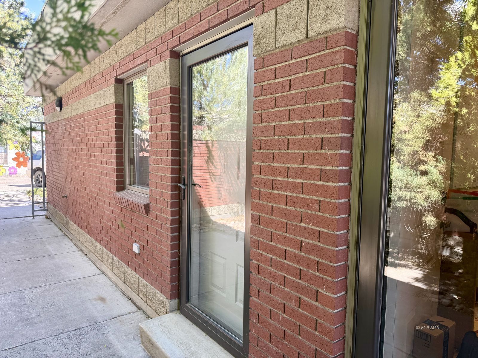 442 Court Street Property Photo 12
