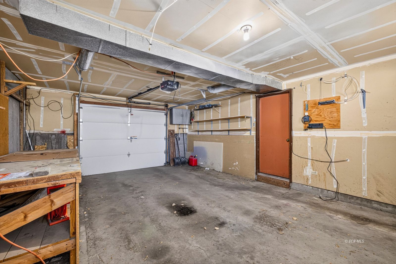 104 Barite Street Property Photo 30