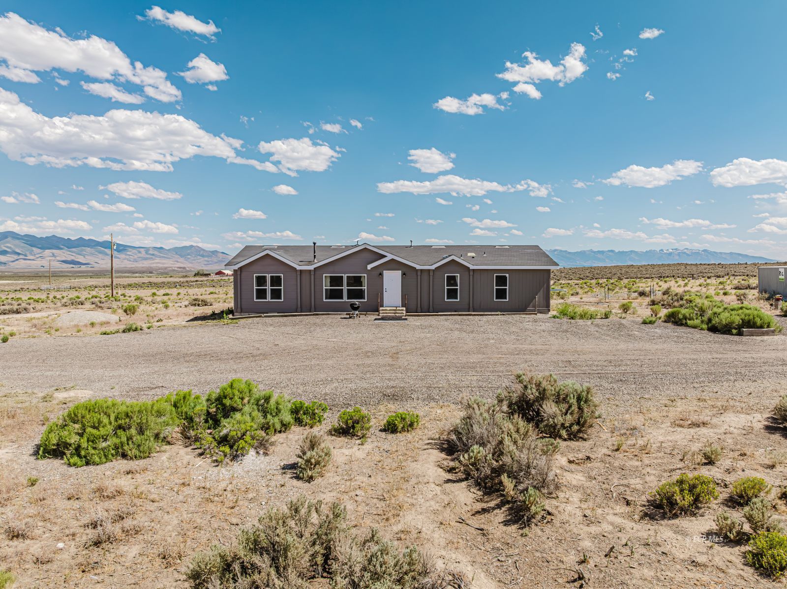 1531 El24 Road Property Photo 4