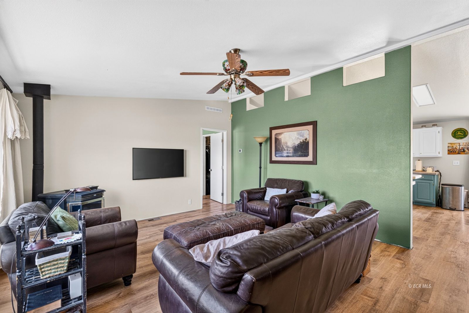 1531 El24 Road Property Photo 9