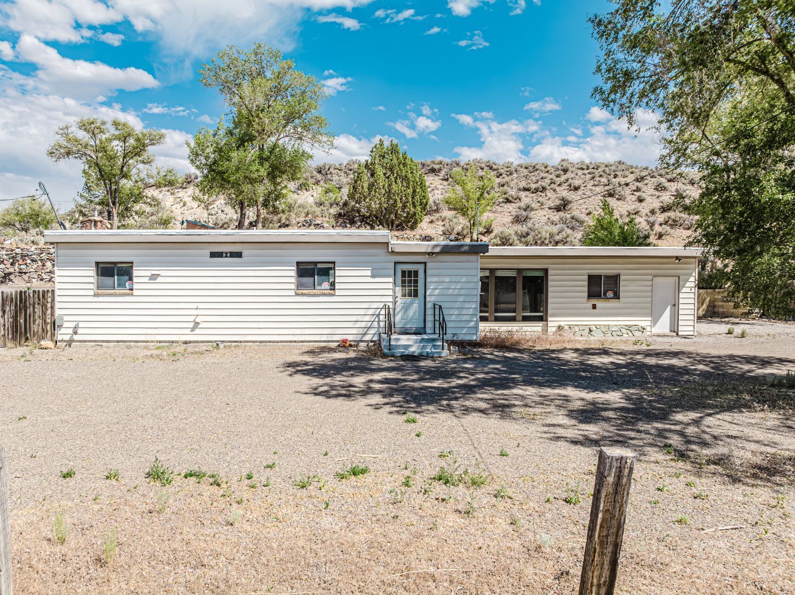 1050 Lamoille Highway Property Photo 1