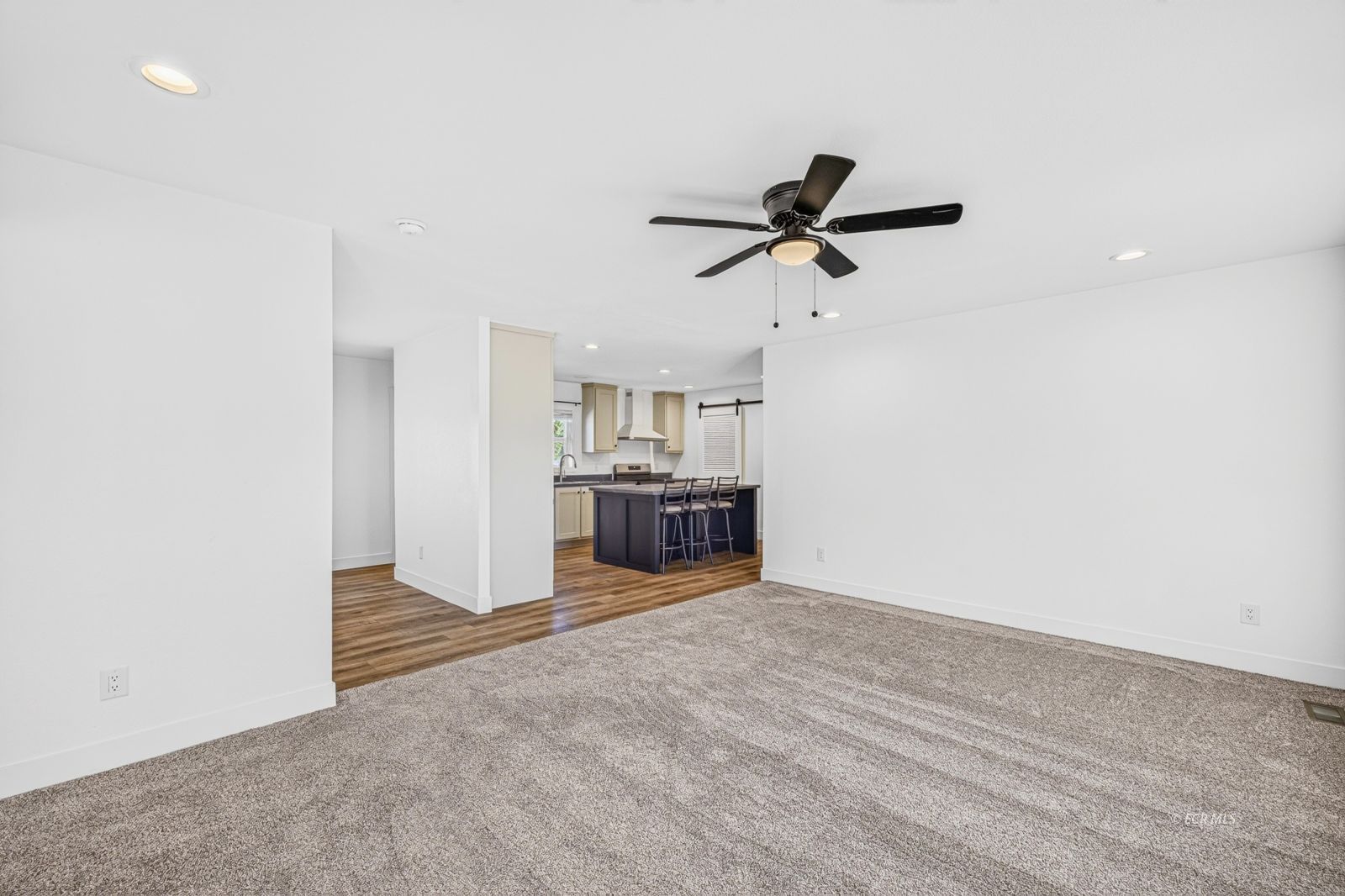 937 Spring Valley Parkway Property Photo 6