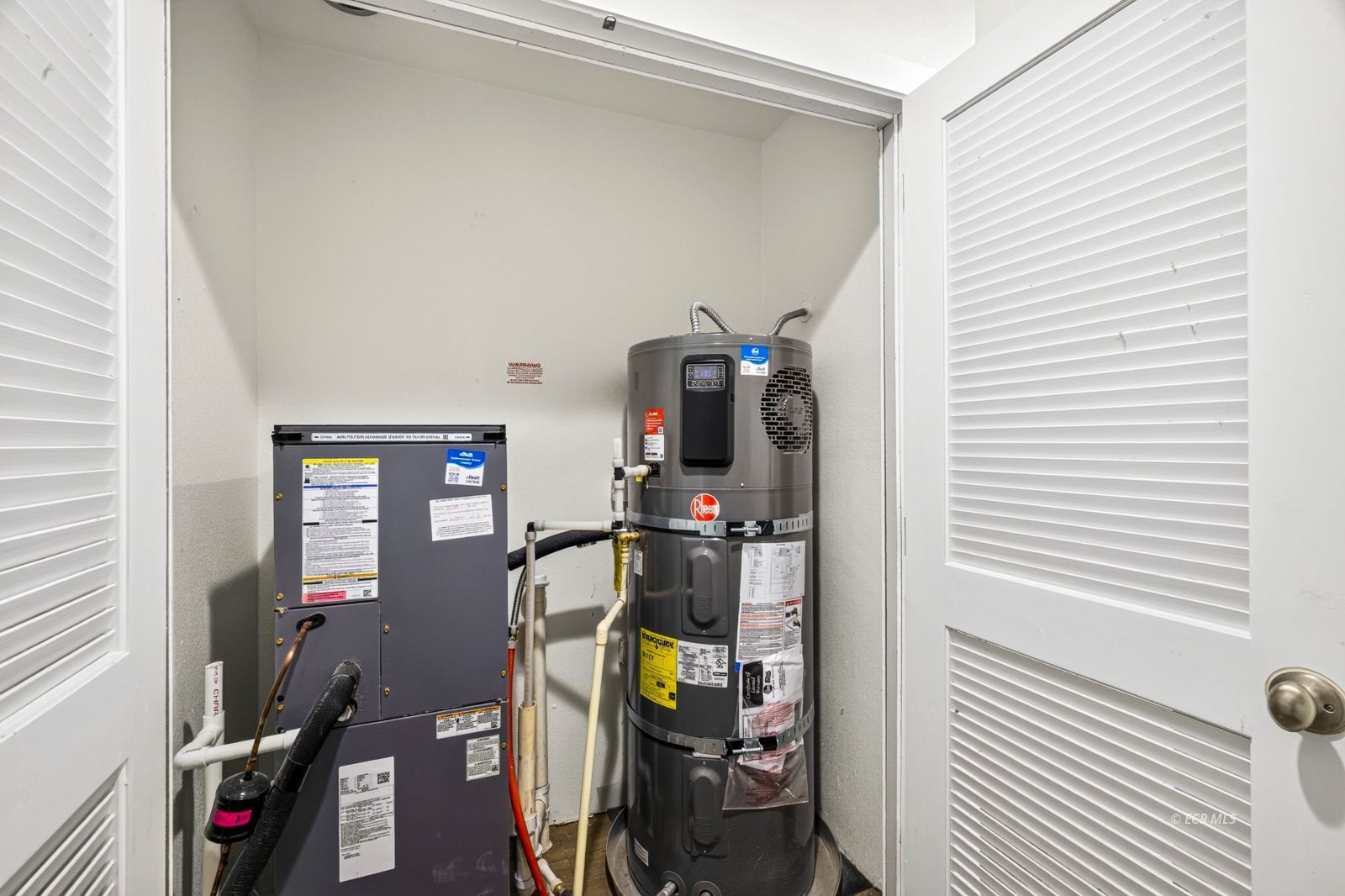 937 Spring Valley Parkway Property Photo 29